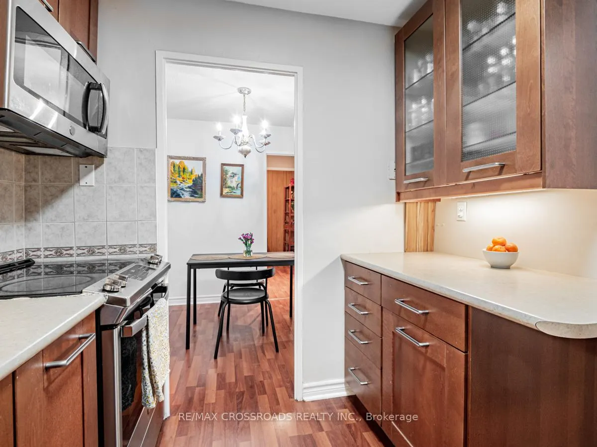 Photo 13 of Unit 119, 16 Elgin Street, Markham, Thornhill — HOMEH