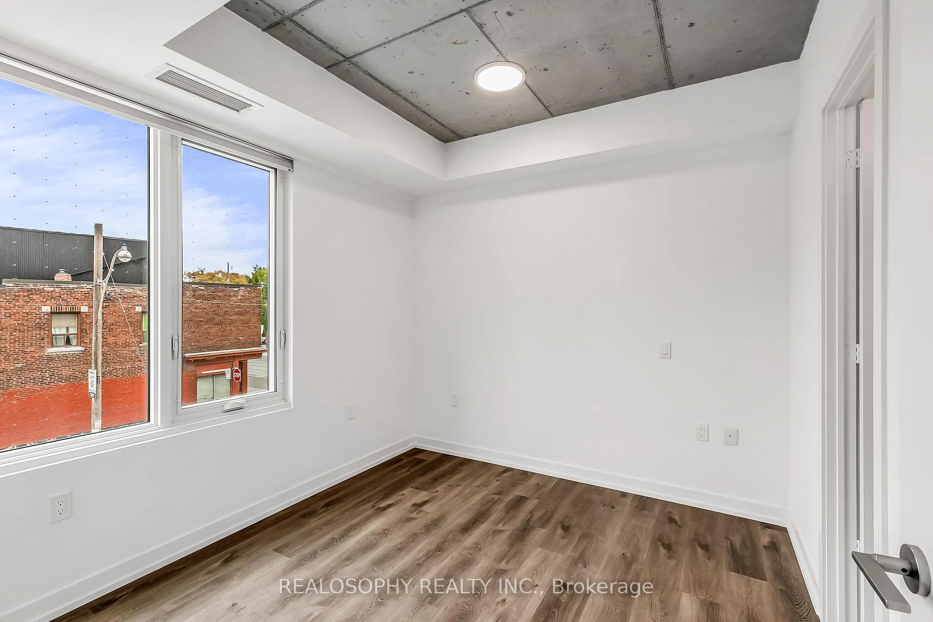 Photo 7 of Unit 302, 115 Larchmount Avenue, Toronto, South Riverdale — HOMEH