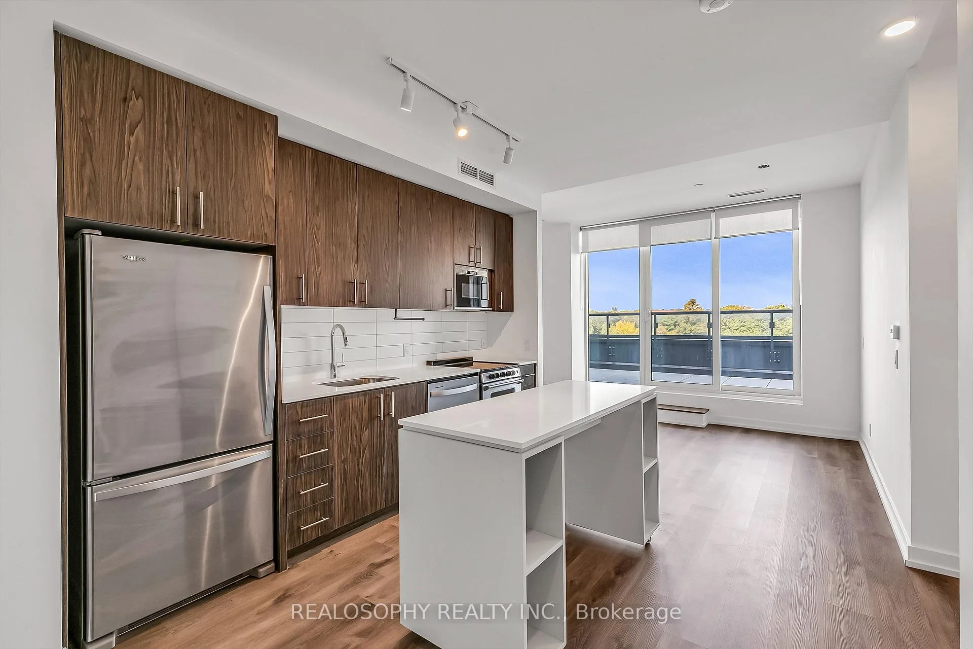 Photo 2 of Unit 602, 115 Larchmount Avenue, Toronto, South Riverdale — HOMEH