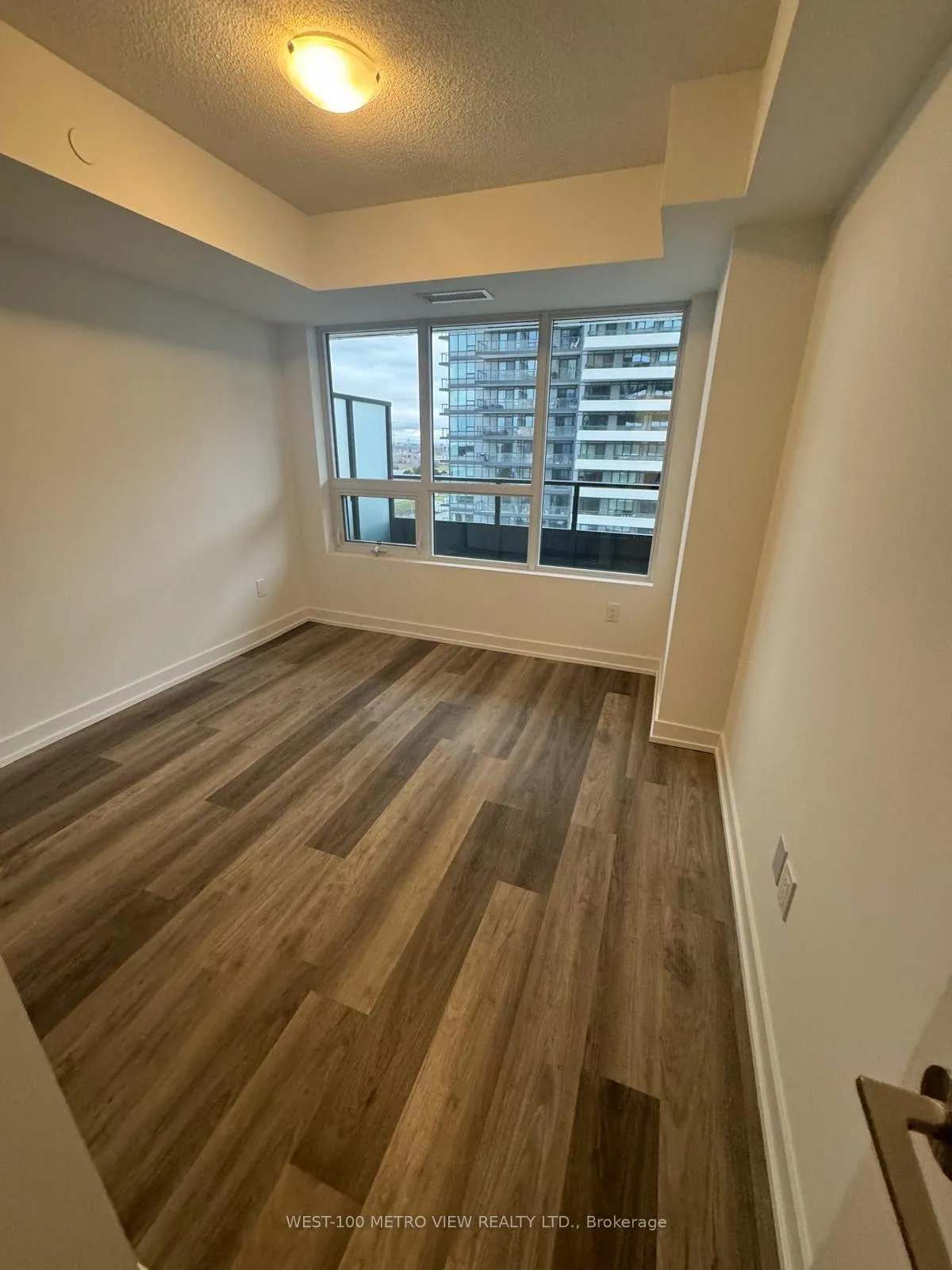 Photo 6 of Unit 1105, 1435 Celebration Drive, Pickering, Bay Ridges — HOMEH