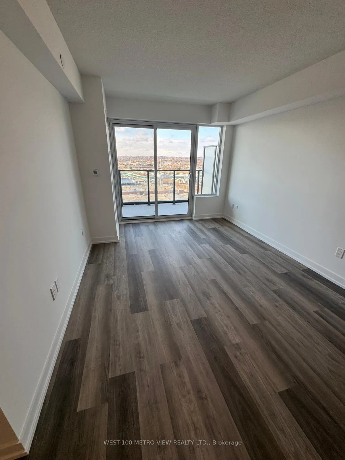 Photo 5 of Unit 1511, 1435 Celebration Drive, Pickering, Bay Ridges — HOMEH