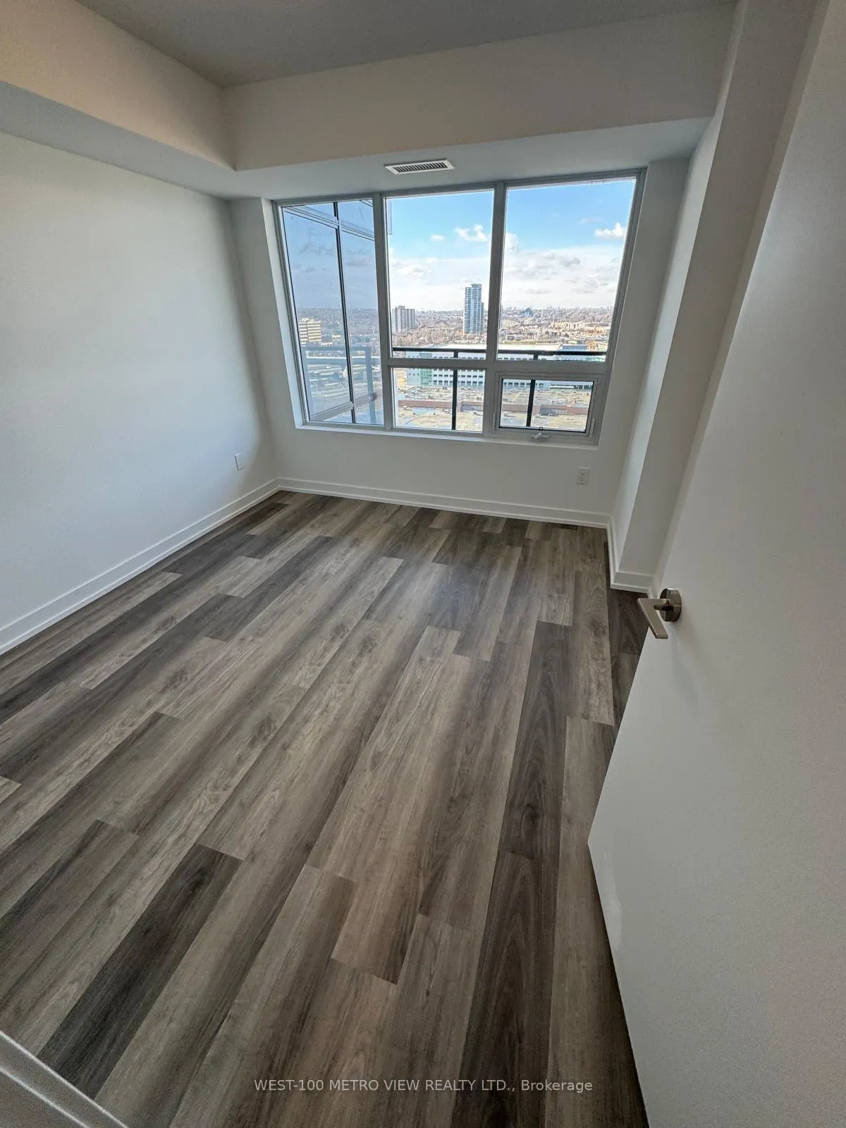 Photo 7 of Unit 1511, 1435 Celebration Drive, Pickering, Bay Ridges — HOMEH