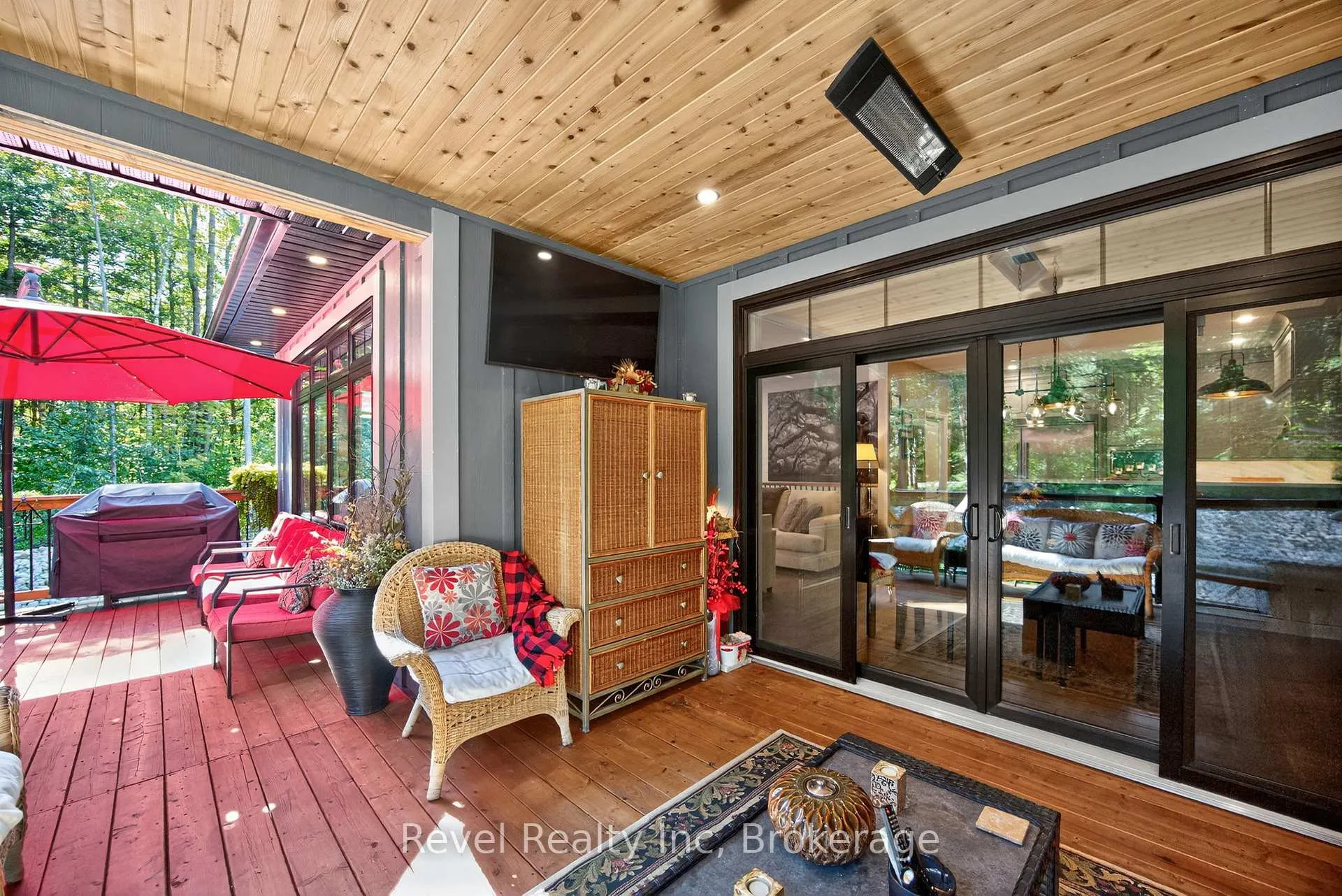 Photo 28 of 517 Silverbirch Drive, Tiny, Rural Tiny — HOMEH