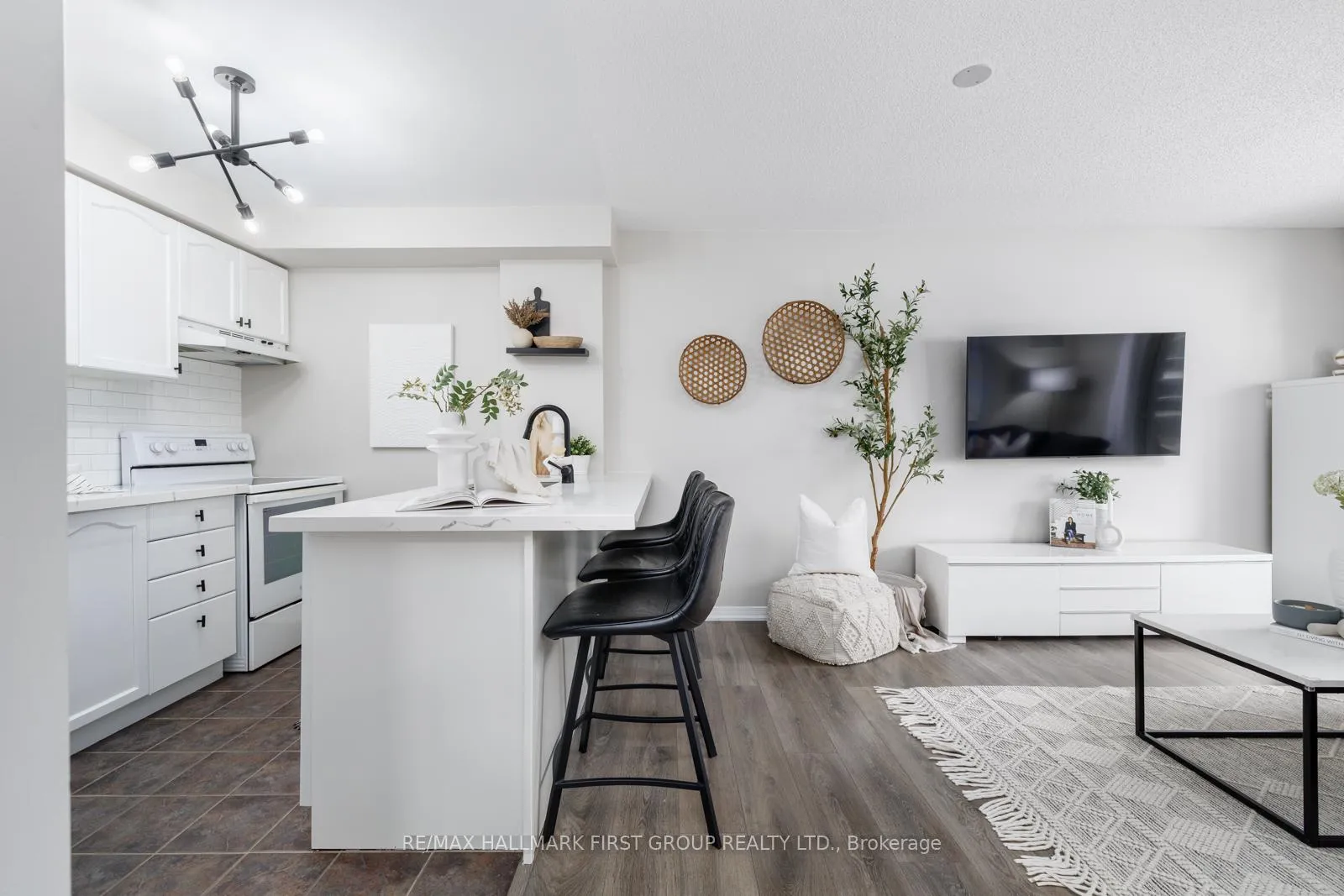 Front of Unit 309, 136 Aspen Springs Drive