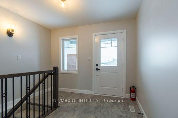 Photo 2 of 61 Sandhu Crescent, Belleville, Belleville Ward — HOMEH