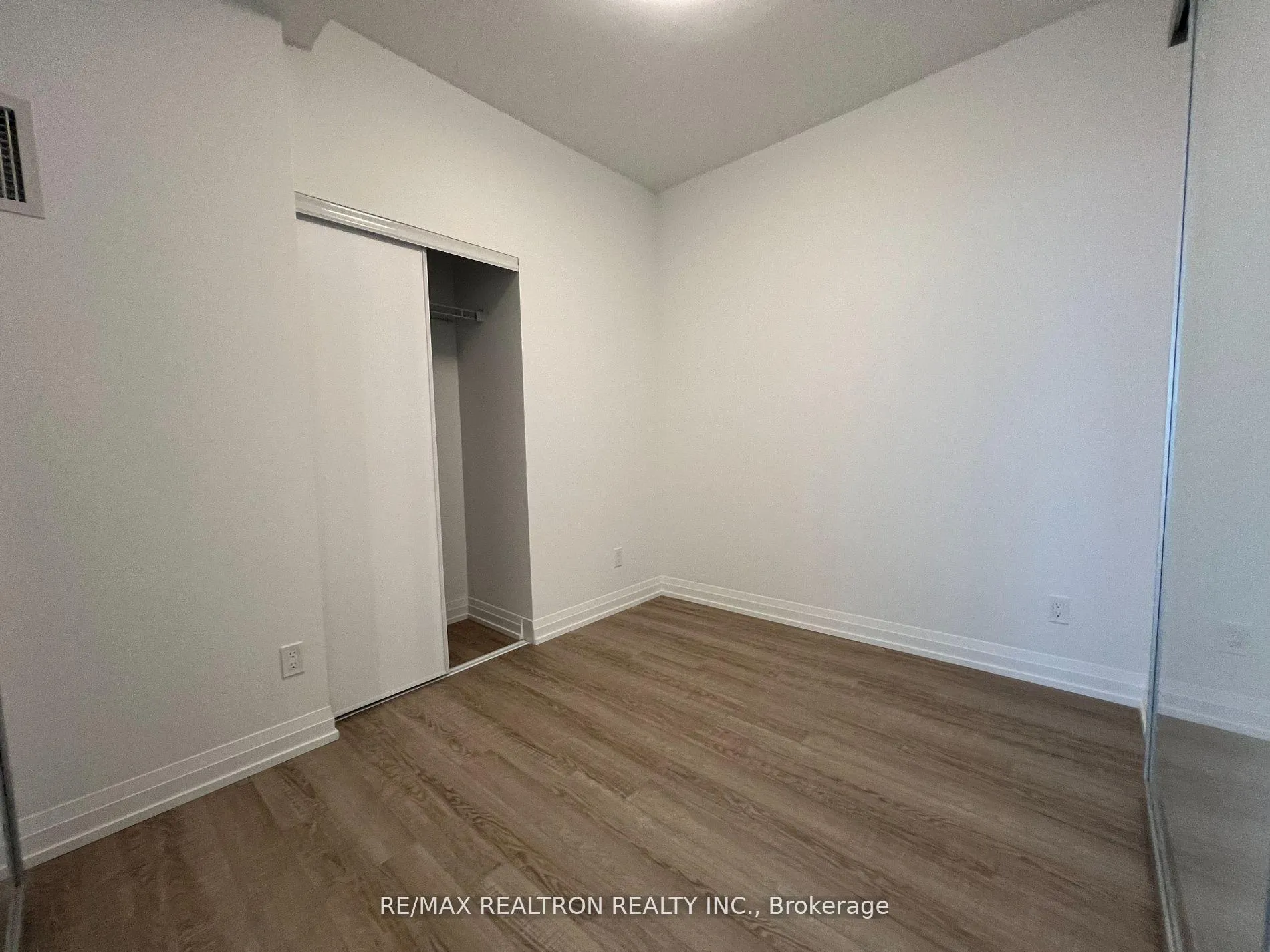 Photo 17 of Unit 1808, 286 Main Street, Toronto, East End-Danforth — HOMEH