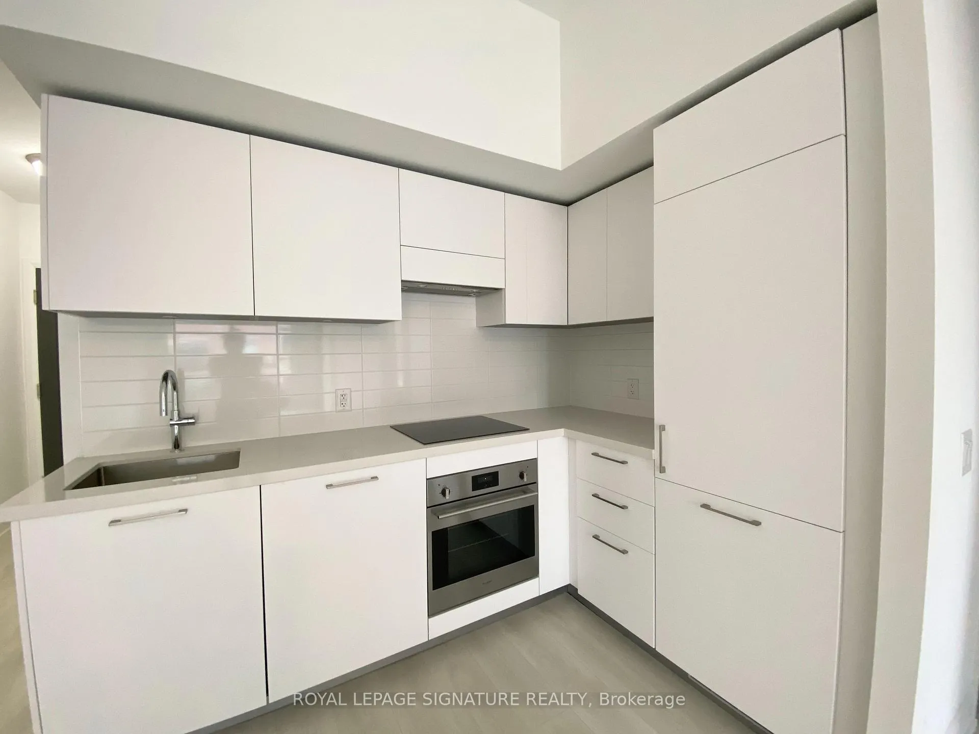 Photo 6 of Unit 604, 33 Frederick Todd Way, Toronto, Thorncliffe Park — HOMEH