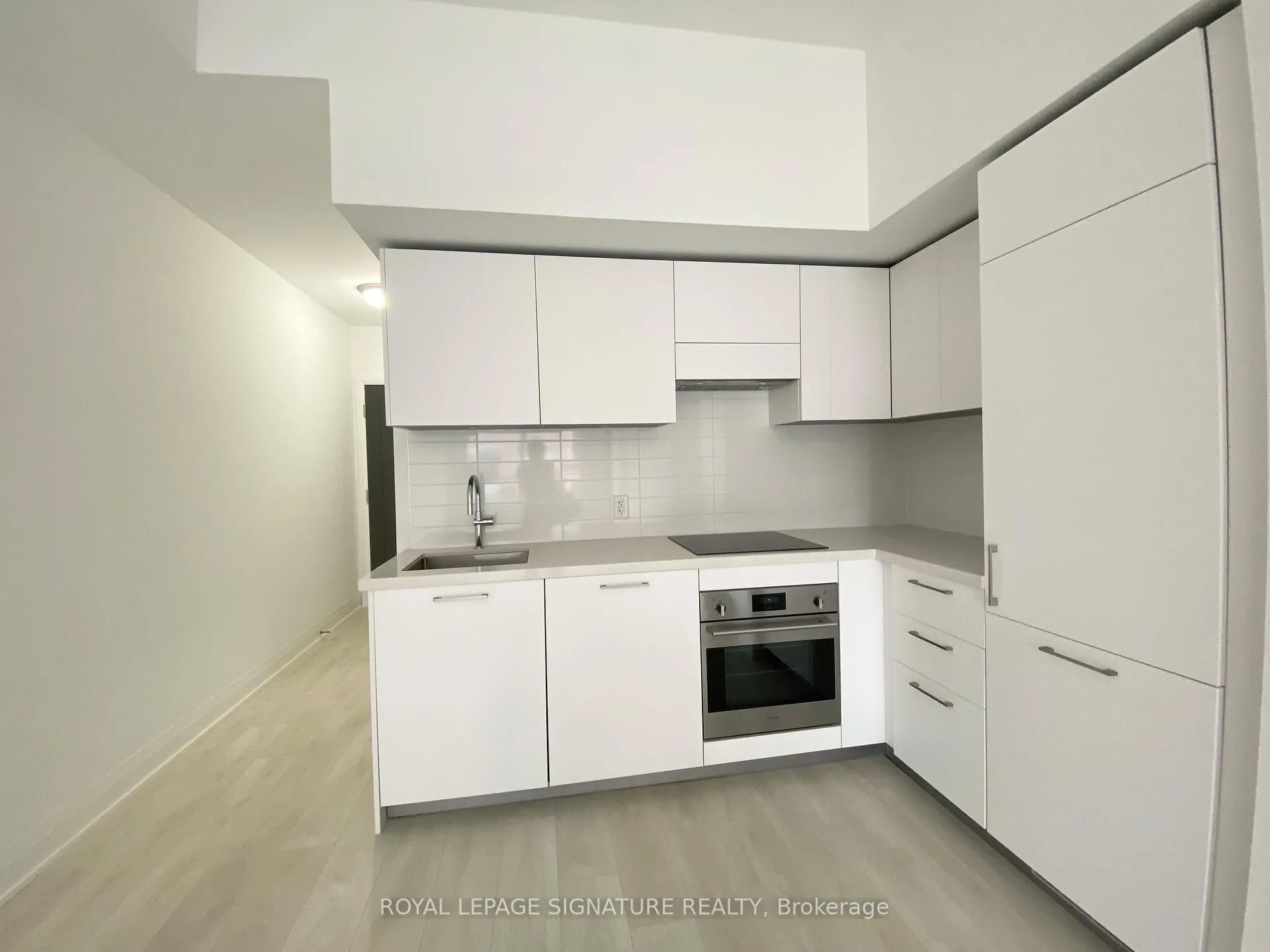 Photo 7 of Unit 604, 33 Frederick Todd Way, Toronto, Thorncliffe Park — HOMEH