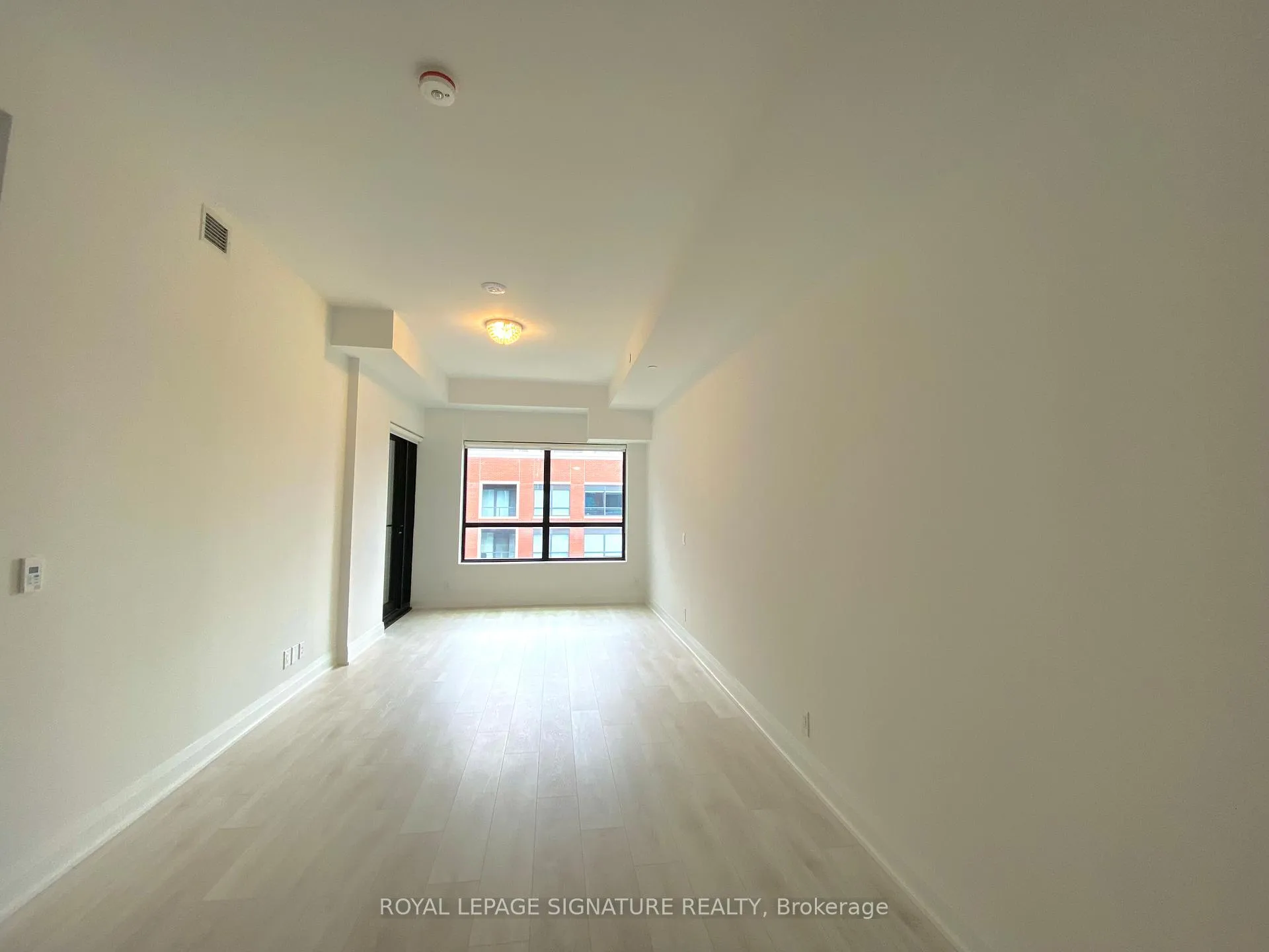 Photo 10 of Unit 604, 33 Frederick Todd Way, Toronto, Thorncliffe Park — HOMEH