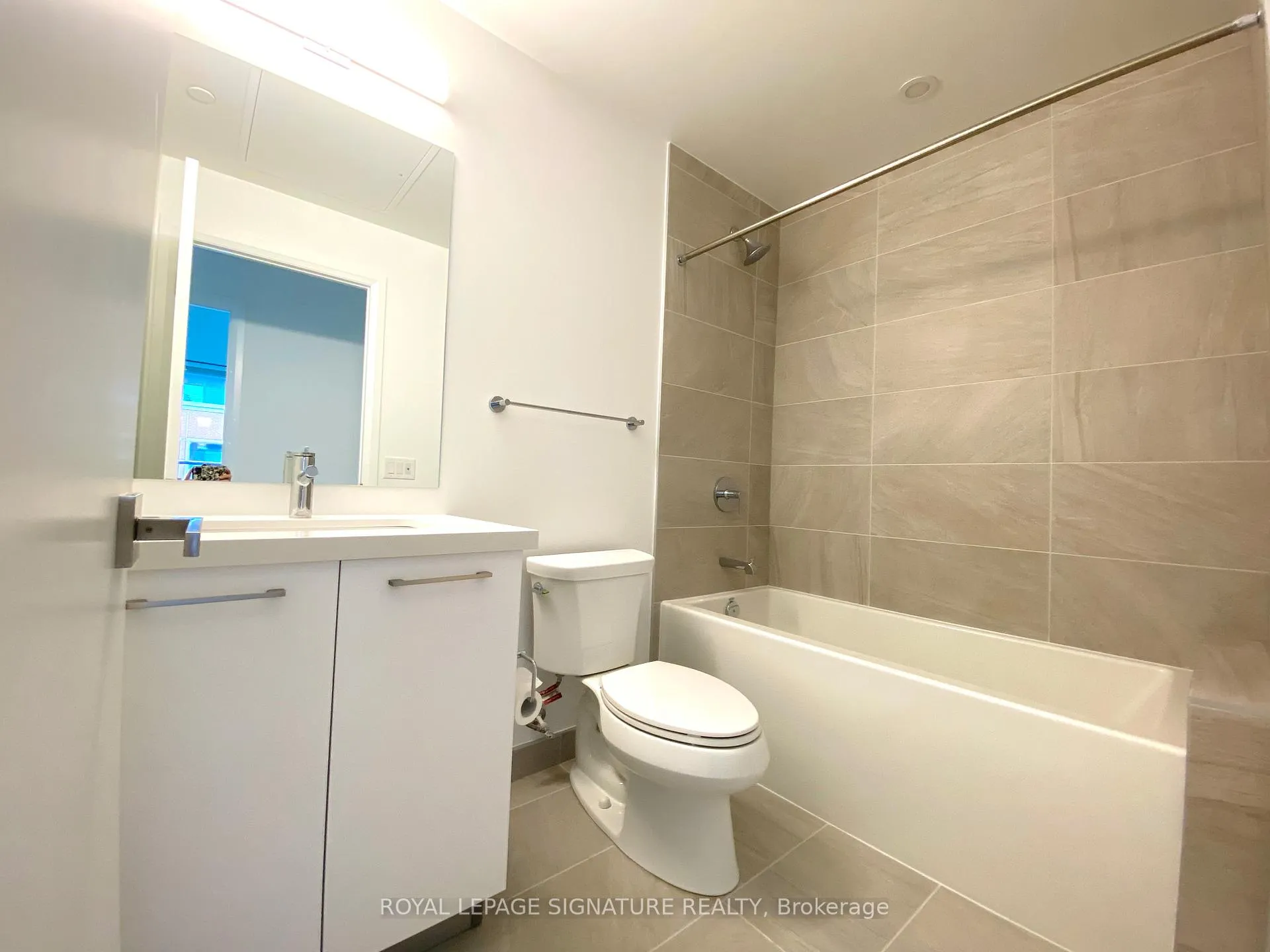 Photo 14 of Unit 604, 33 Frederick Todd Way, Toronto, Thorncliffe Park — HOMEH