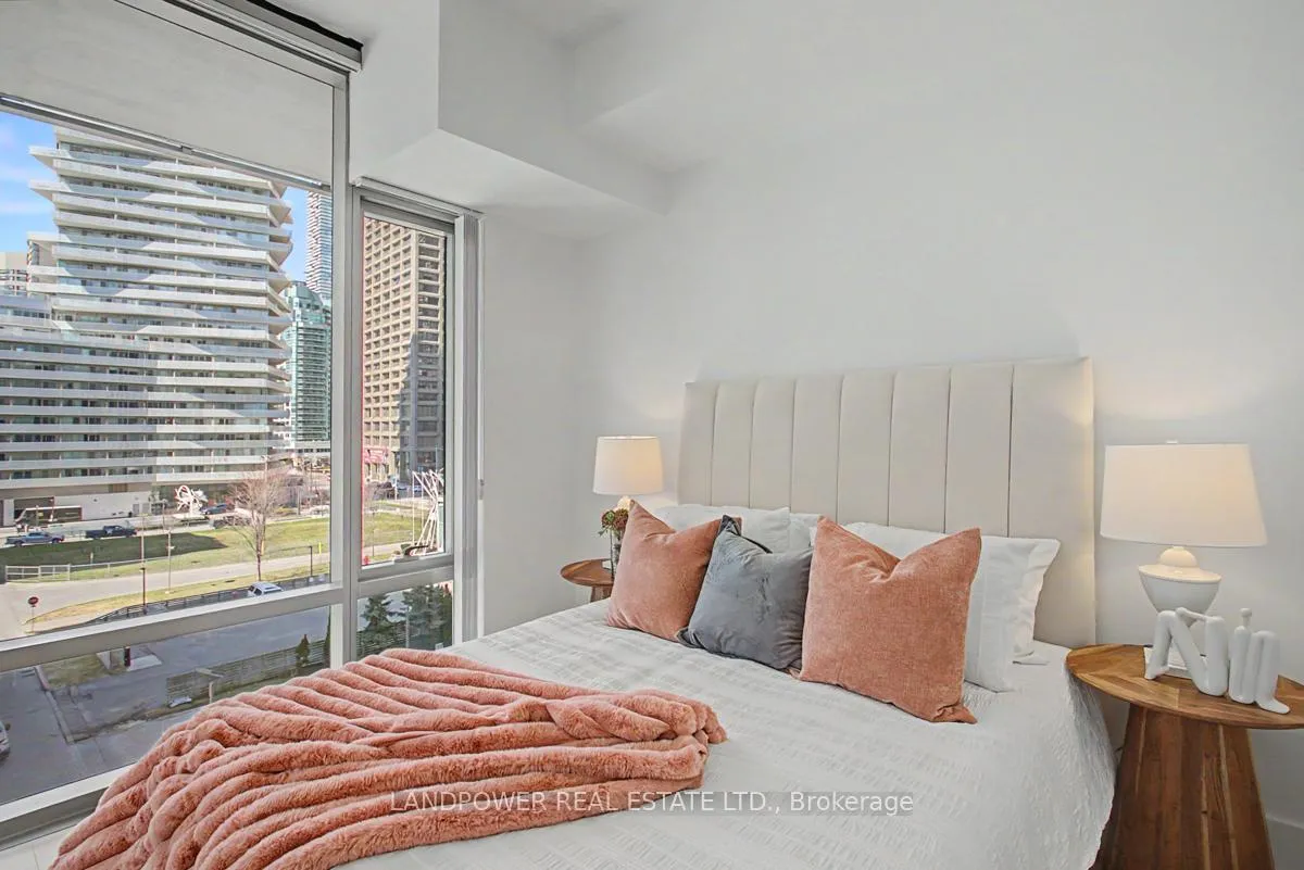 Photo 11 of Unit 534, 39 Queens Quay East, Toronto, Waterfront Communities — HOMEH