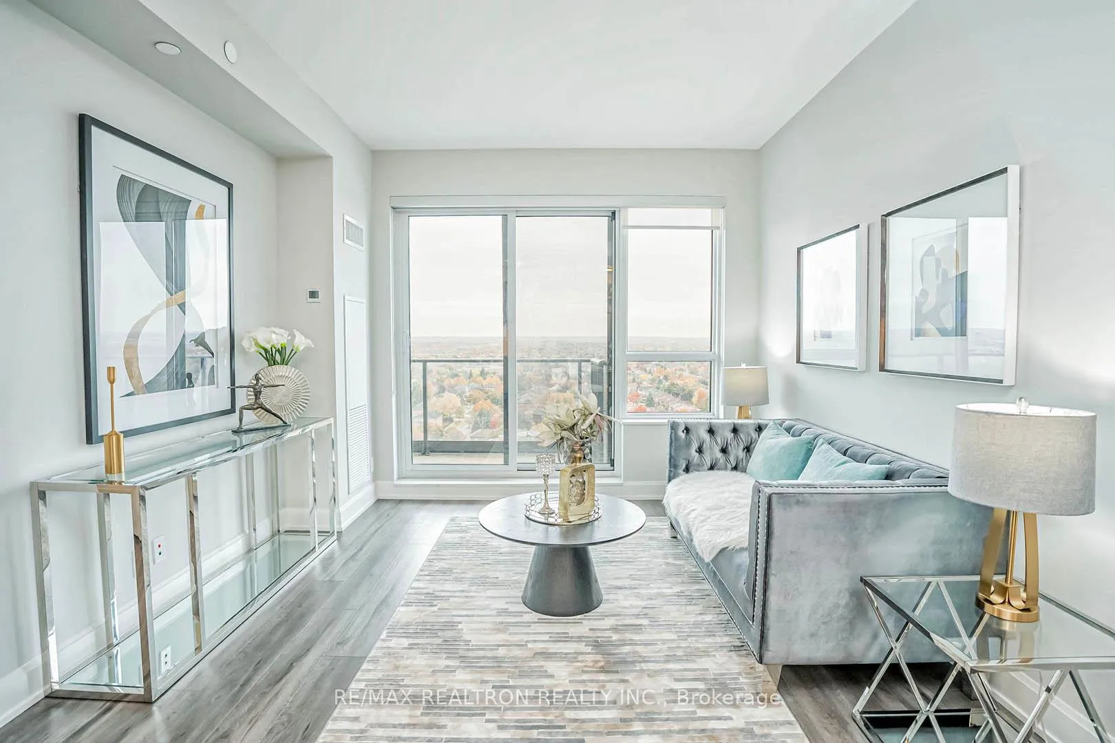 Photo 7 of Unit 1912, 12 Gandhi Lane, Markham, Commerce Valley — HOMEH