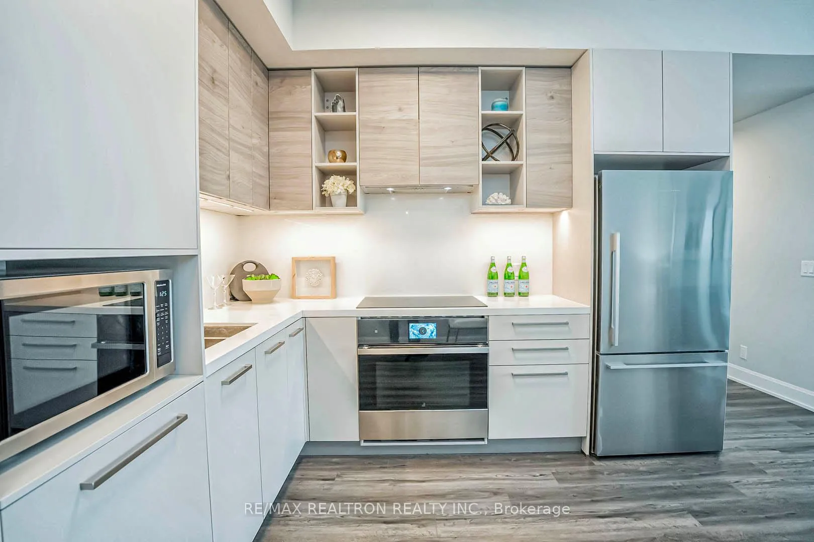 Photo 12 of Unit 1912, 12 Gandhi Lane, Markham, Commerce Valley — HOMEH
