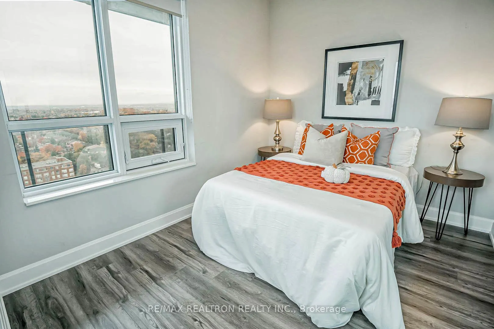 Photo 18 of Unit 1912, 12 Gandhi Lane, Markham, Commerce Valley — HOMEH