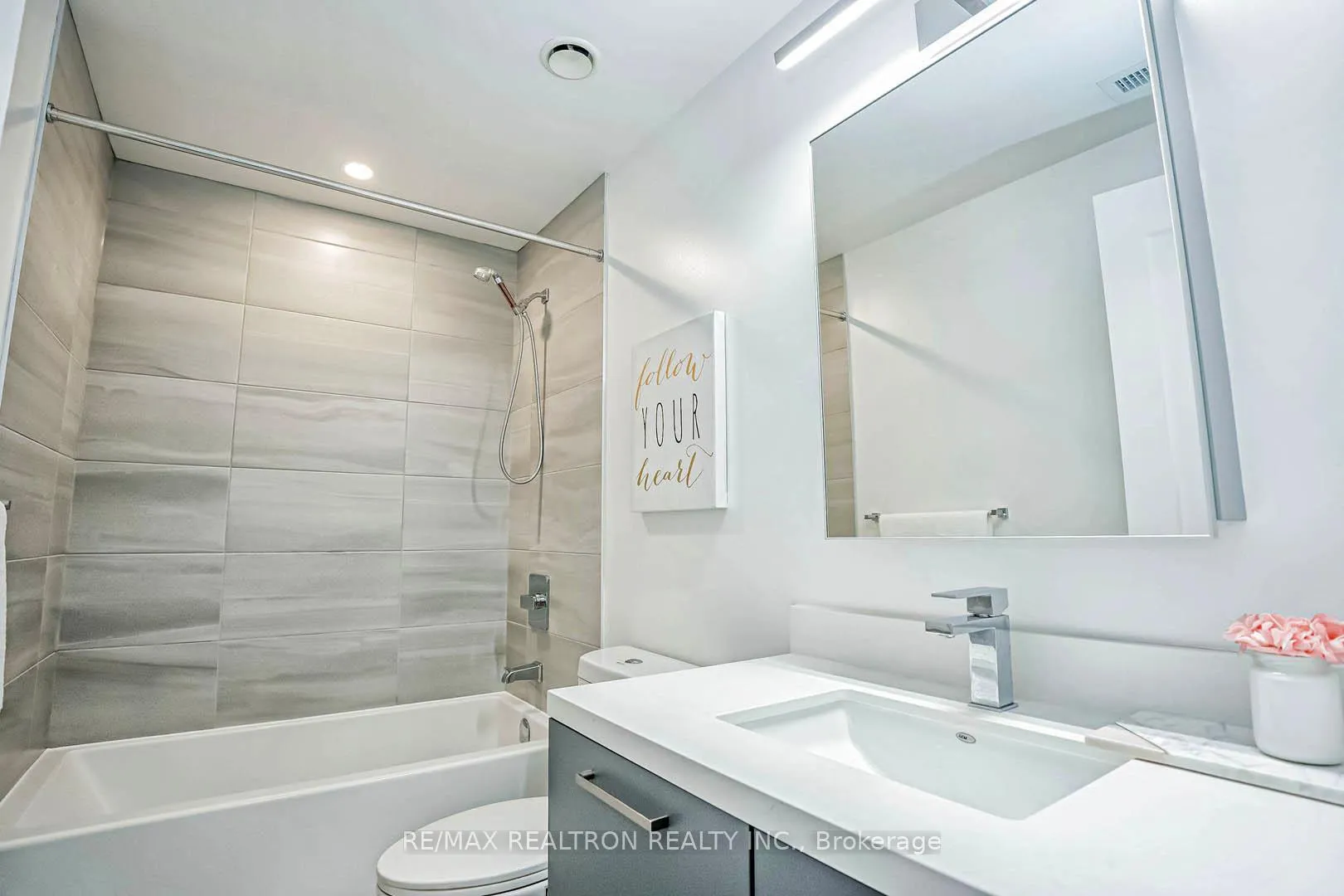 Photo 20 of Unit 1912, 12 Gandhi Lane, Markham, Commerce Valley — HOMEH