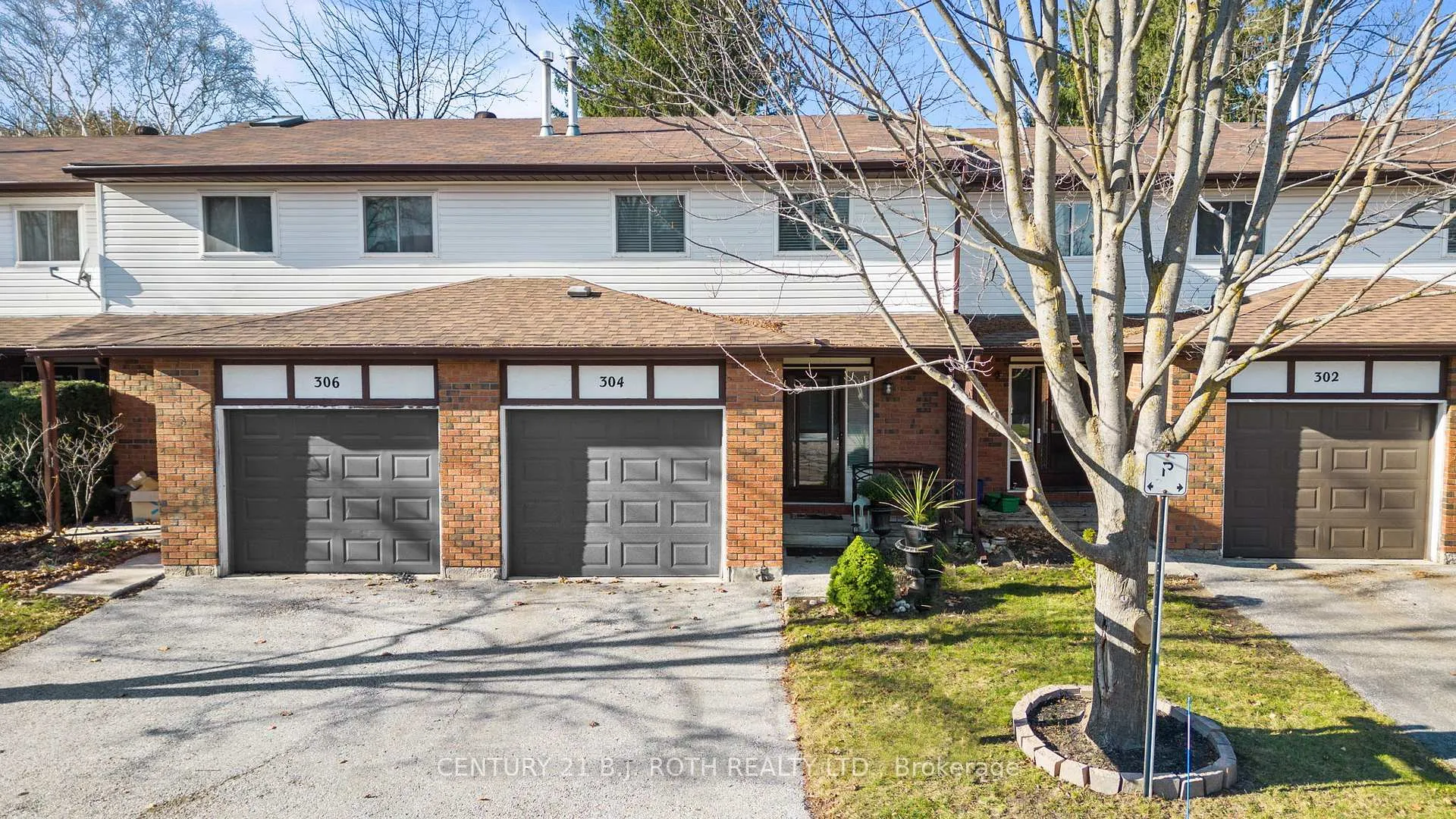 Photo 1 of Unit 4, 304 Thomas Street, Clearview, Stayner — HOMEH
