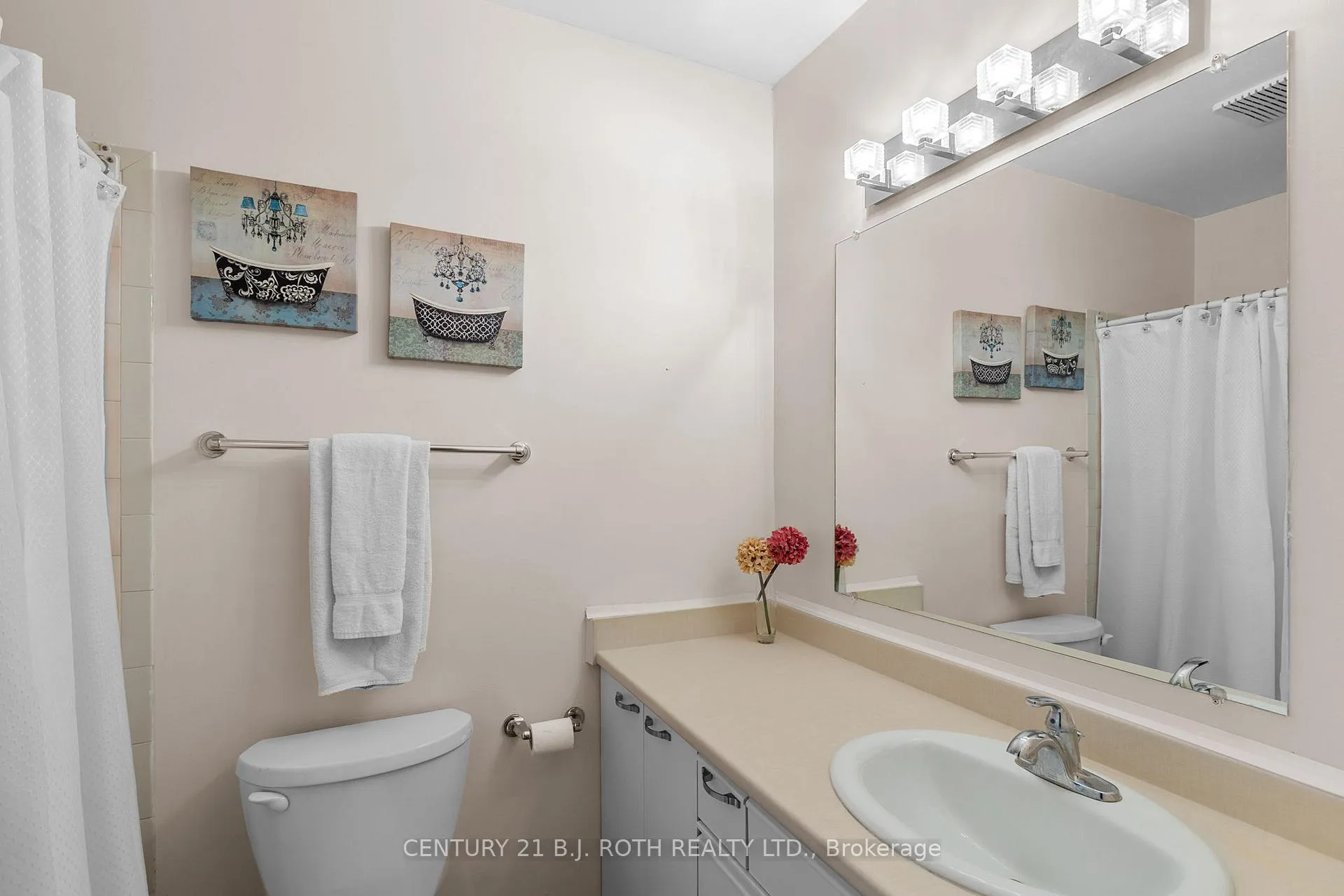 Photo 16 of Unit 4, 304 Thomas Street, Clearview, Stayner — HOMEH