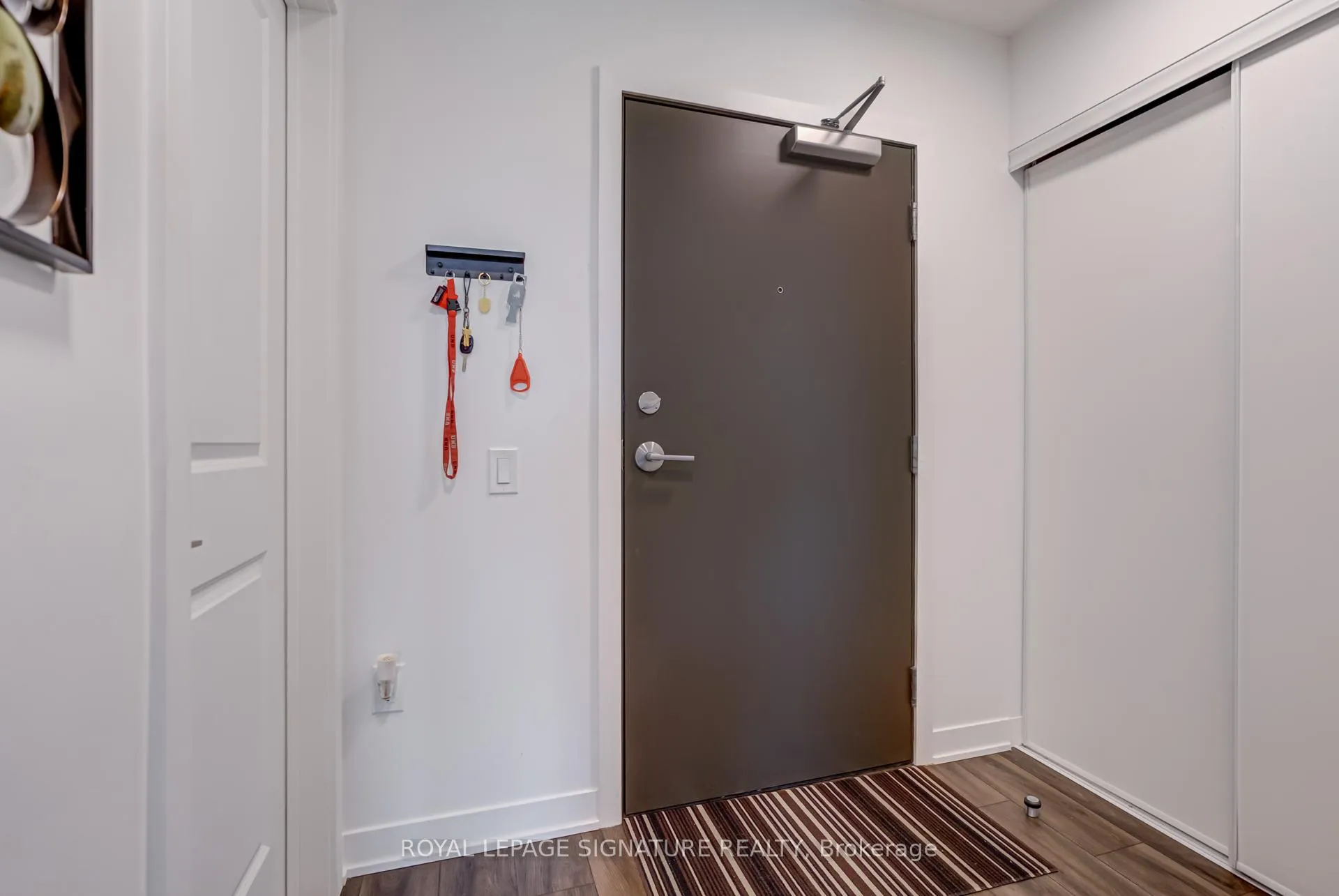 Photo 4 of Unit 324, 385 Arctic Red Drive, Oshawa, Windfields — HOMEH