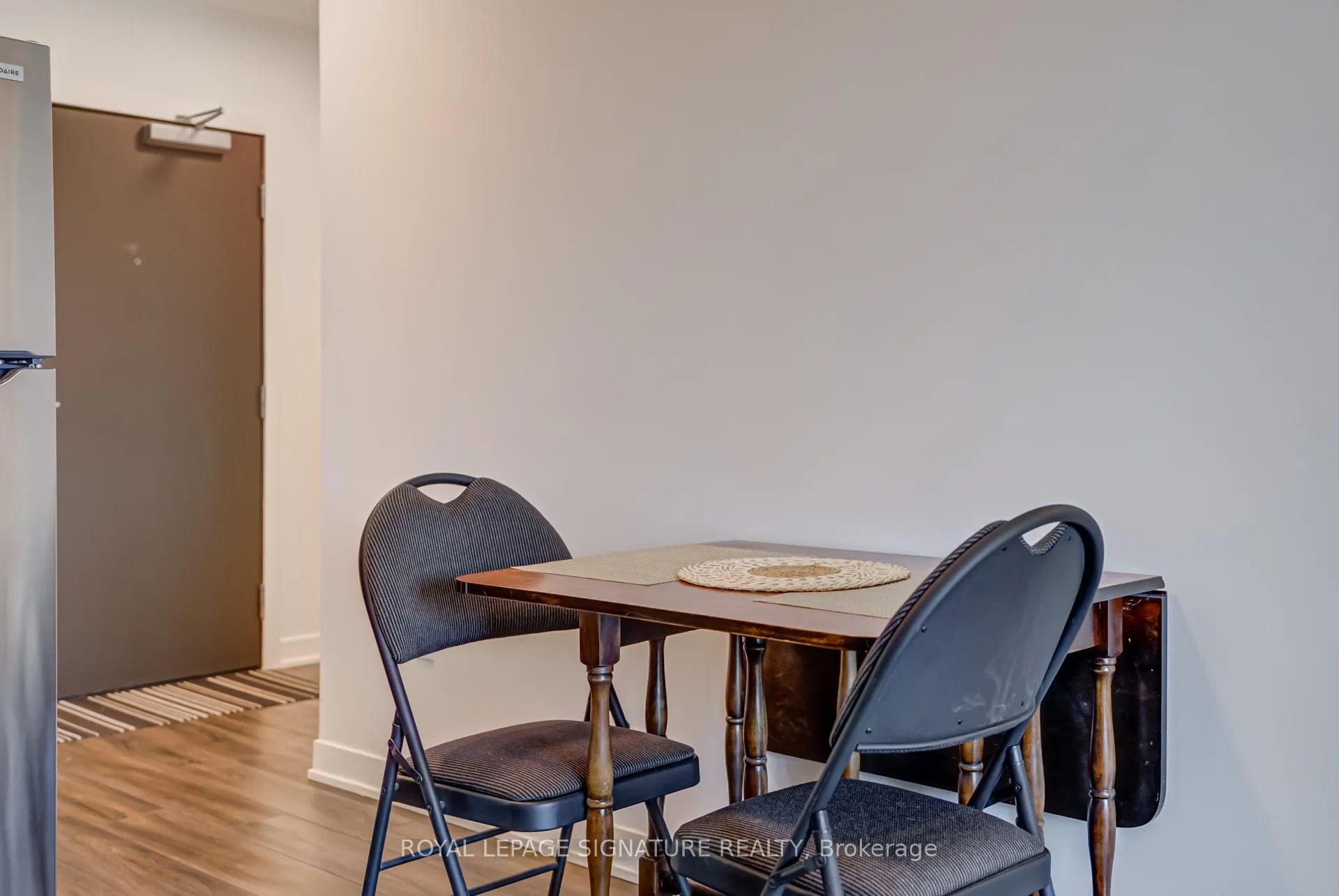 Photo 10 of Unit 324, 385 Arctic Red Drive, Oshawa, Windfields — HOMEH