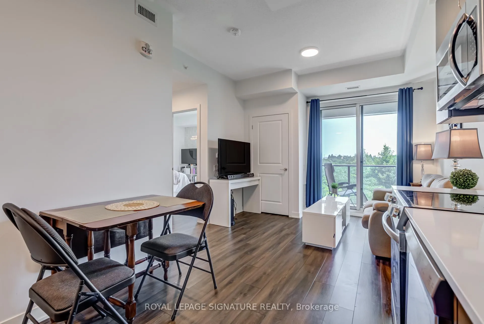 Photo 11 of Unit 324, 385 Arctic Red Drive, Oshawa, Windfields — HOMEH