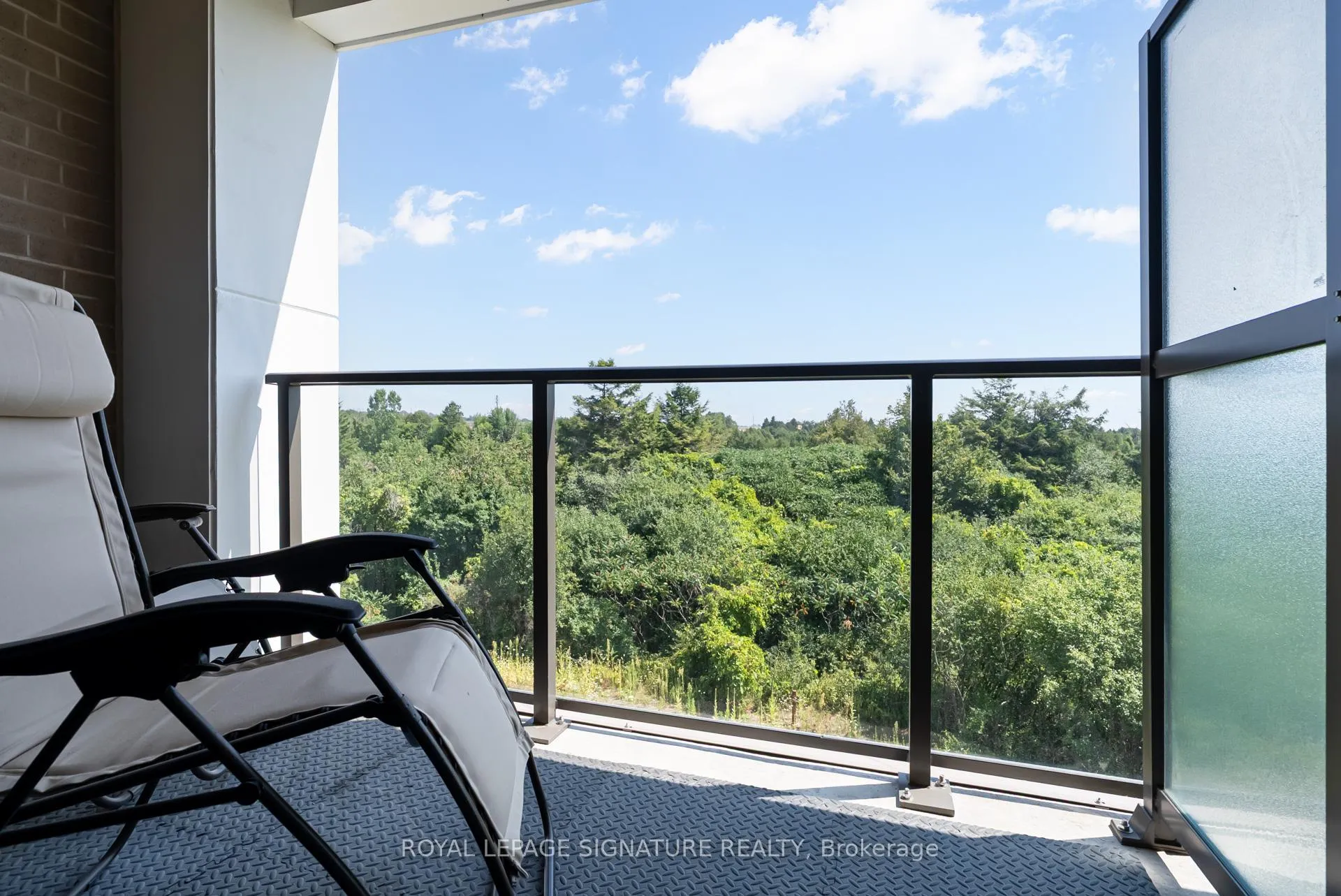 Photo 27 of Unit 324, 385 Arctic Red Drive, Oshawa, Windfields — HOMEH