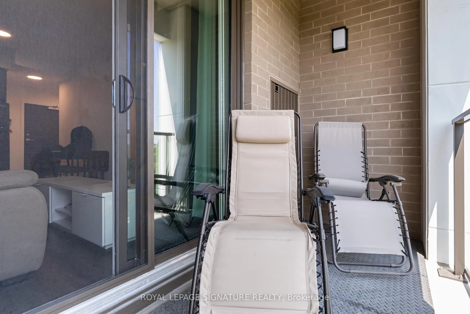Photo 28 of Unit 324, 385 Arctic Red Drive, Oshawa, Windfields — HOMEH