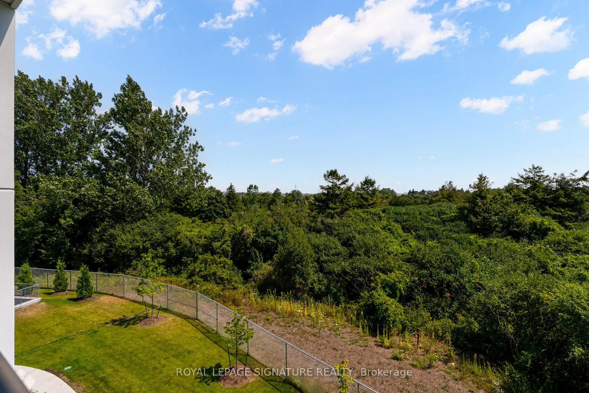 Photo 29 of Unit 324, 385 Arctic Red Drive, Oshawa, Windfields — HOMEH