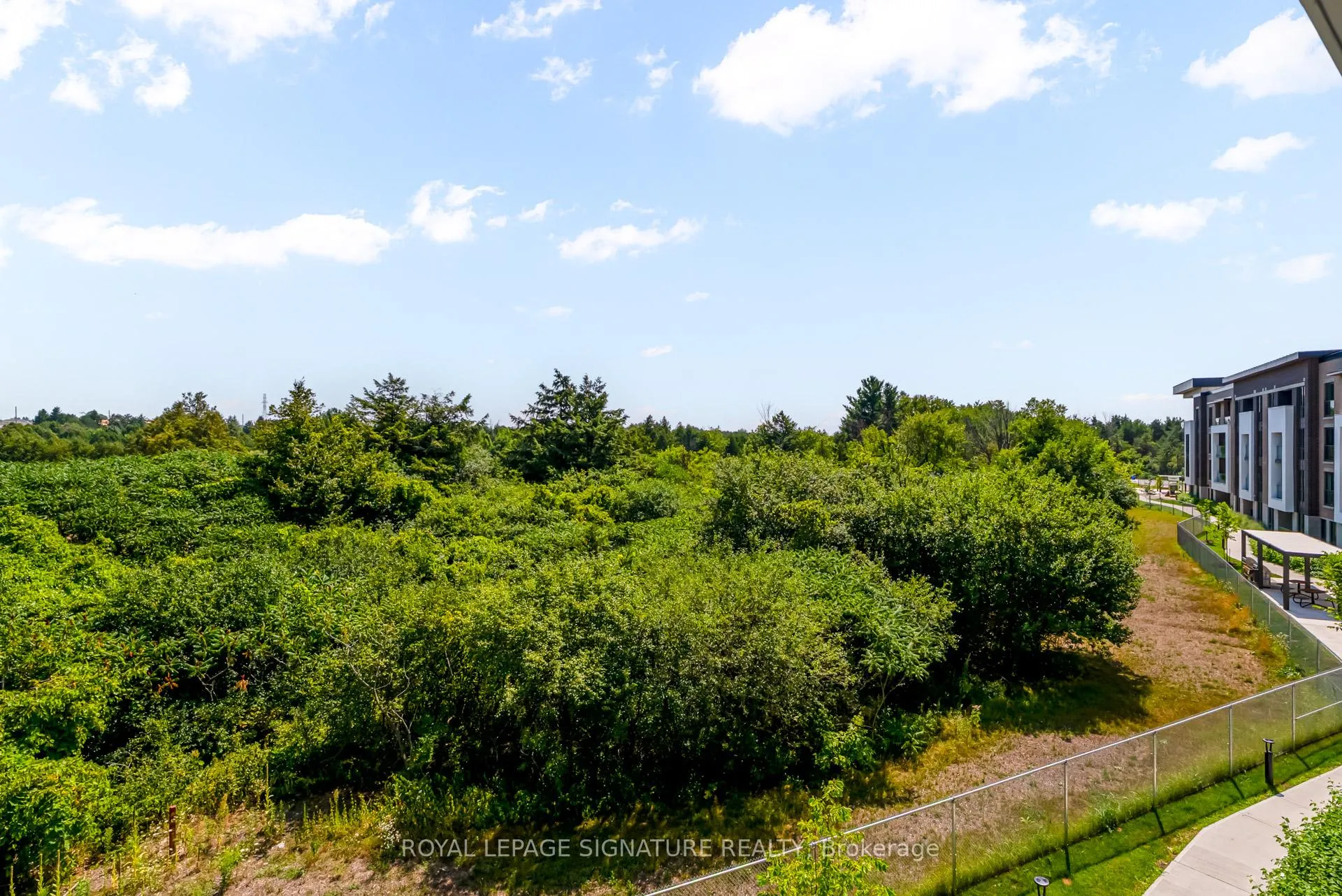 Photo 30 of Unit 324, 385 Arctic Red Drive, Oshawa, Windfields — HOMEH