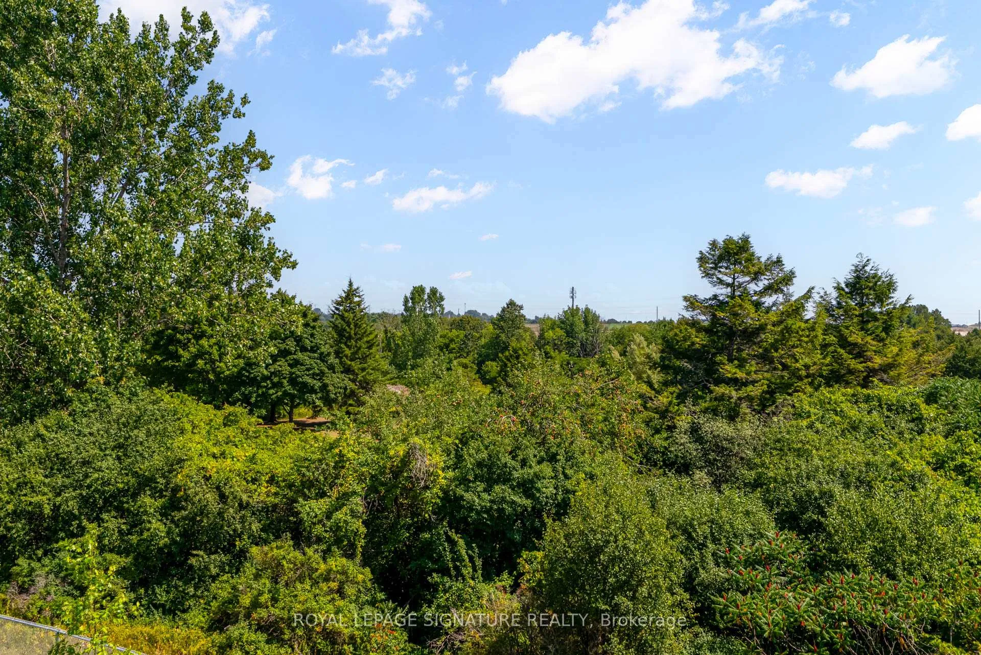 Photo 33 of Unit 324, 385 Arctic Red Drive, Oshawa, Windfields — HOMEH