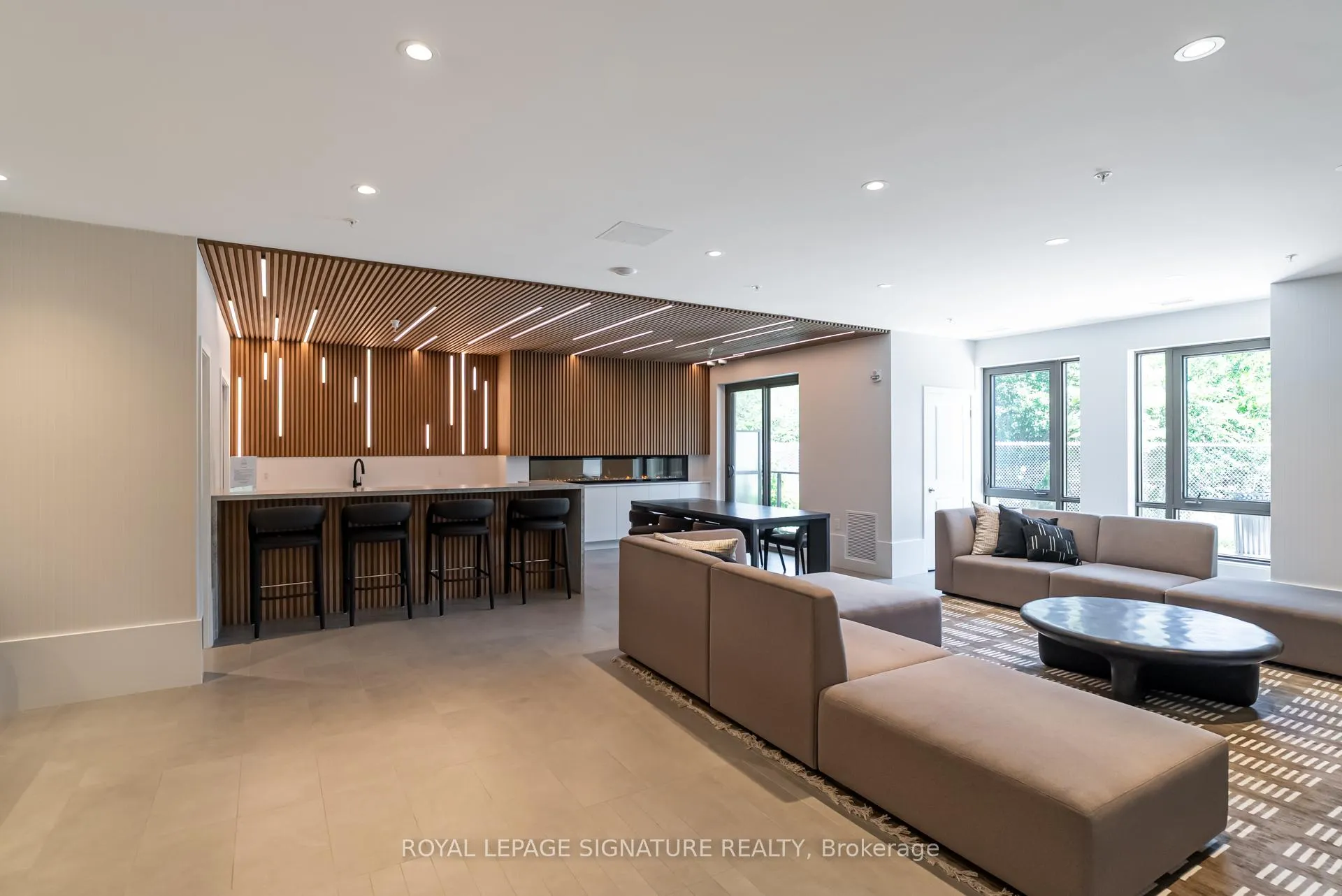 Photo 41 of Unit 324, 385 Arctic Red Drive, Oshawa, Windfields — HOMEH