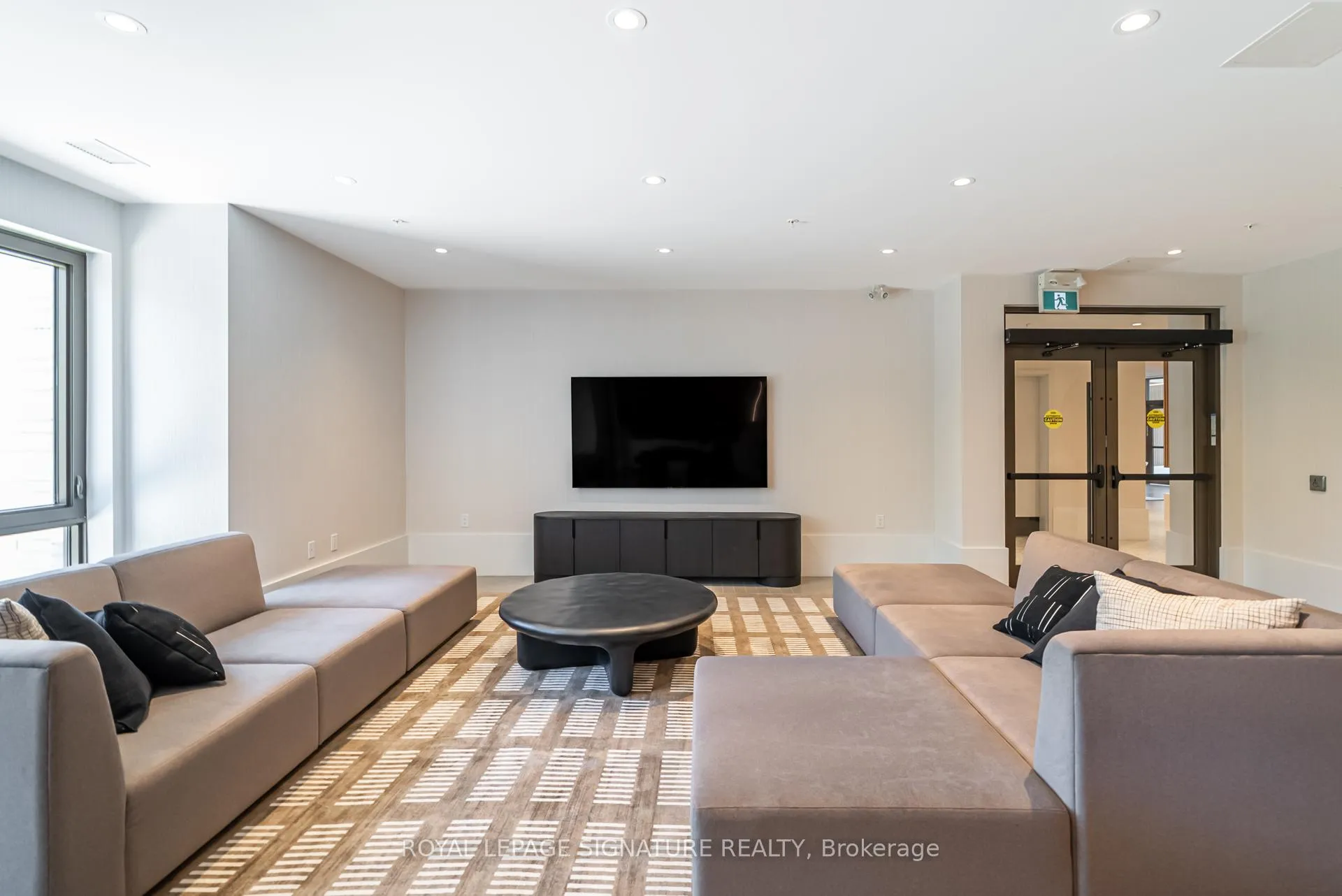 Photo 42 of Unit 324, 385 Arctic Red Drive, Oshawa, Windfields — HOMEH