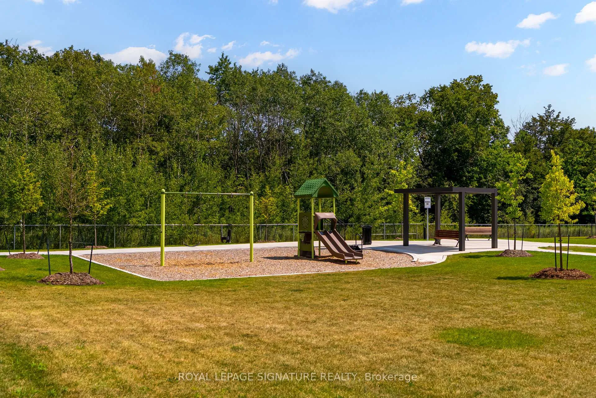 Photo 46 of Unit 324, 385 Arctic Red Drive, Oshawa, Windfields — HOMEH