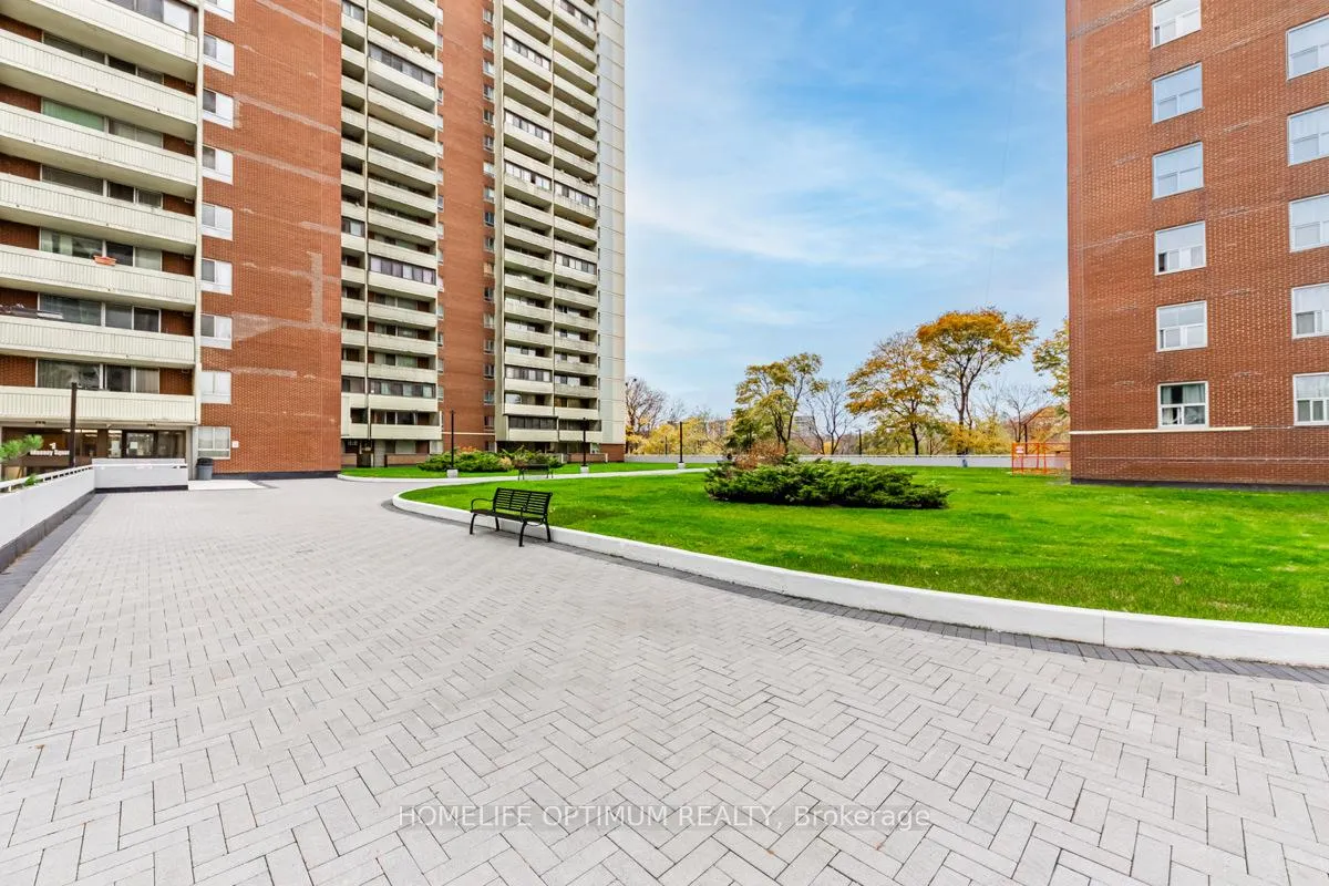 Photo 2 of Unit 3603, 3 Massey Square, Toronto, Crescent Town — HOMEH