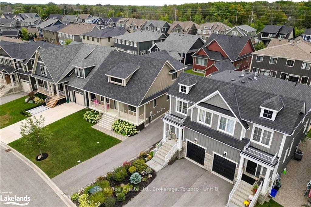 Photo 3 of 333 Yellow Birch Crescent, Blue Mountains — HOMEH