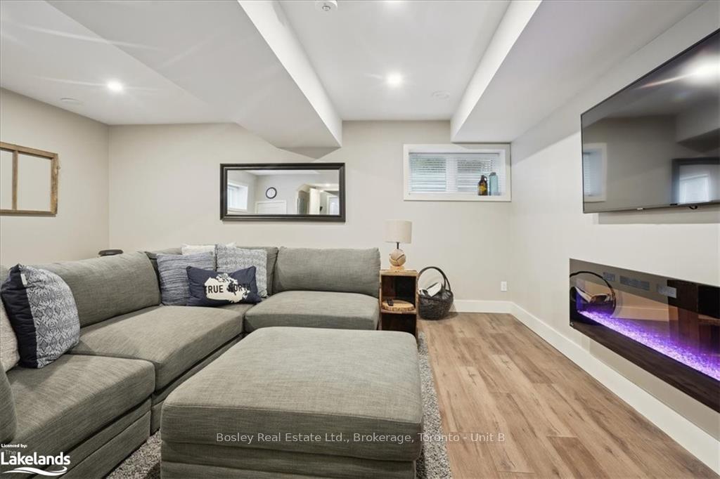 Photo 25 of 333 Yellow Birch Crescent, Blue Mountains — HOMEH