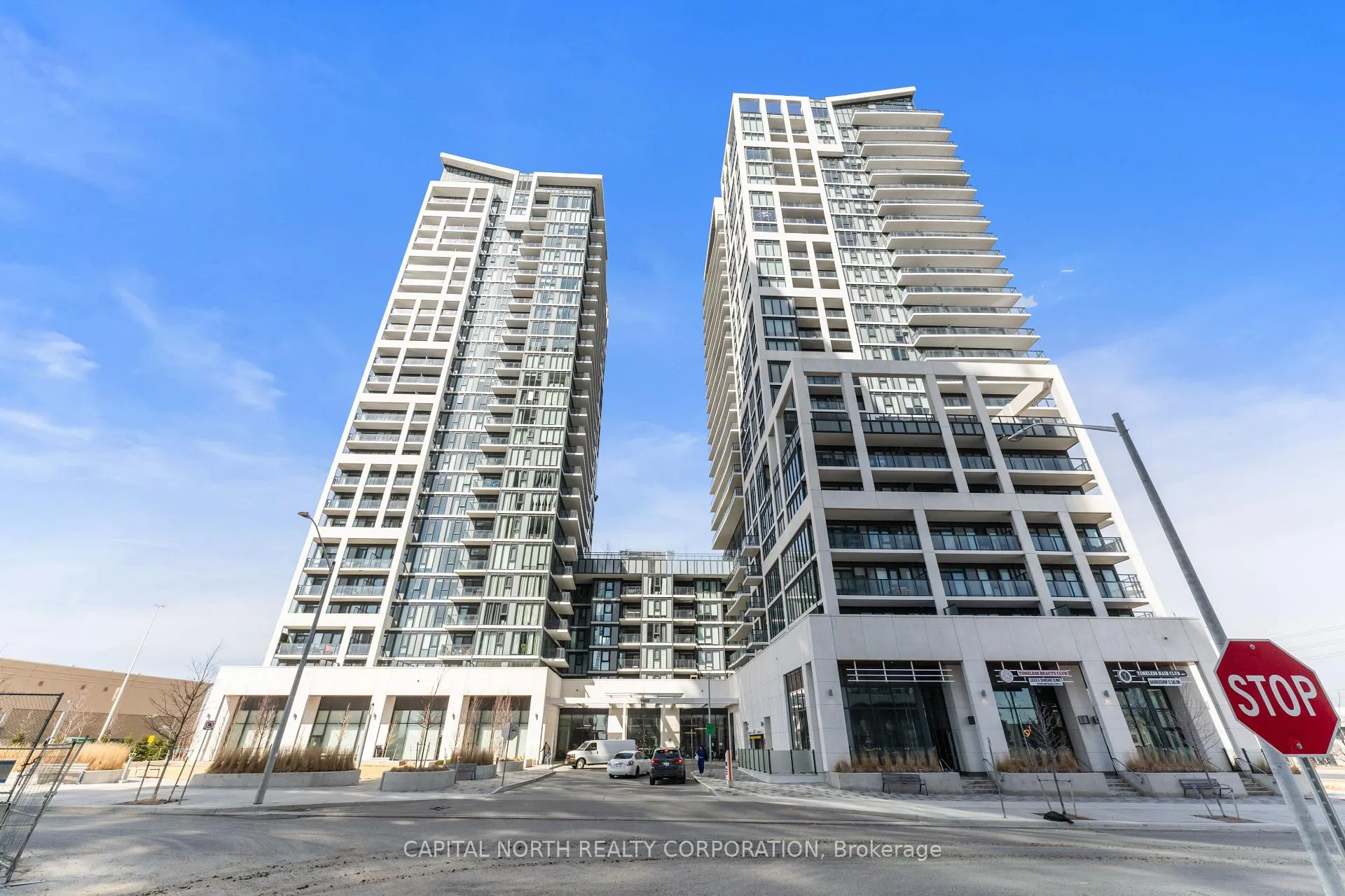 Photo 2 of Unit 629, 9000 Jane Street, Vaughan, Concord — HOMEH