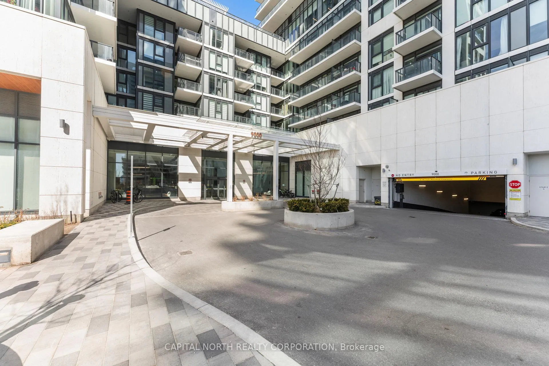 Photo 3 of Unit 629, 9000 Jane Street, Vaughan, Concord — HOMEH