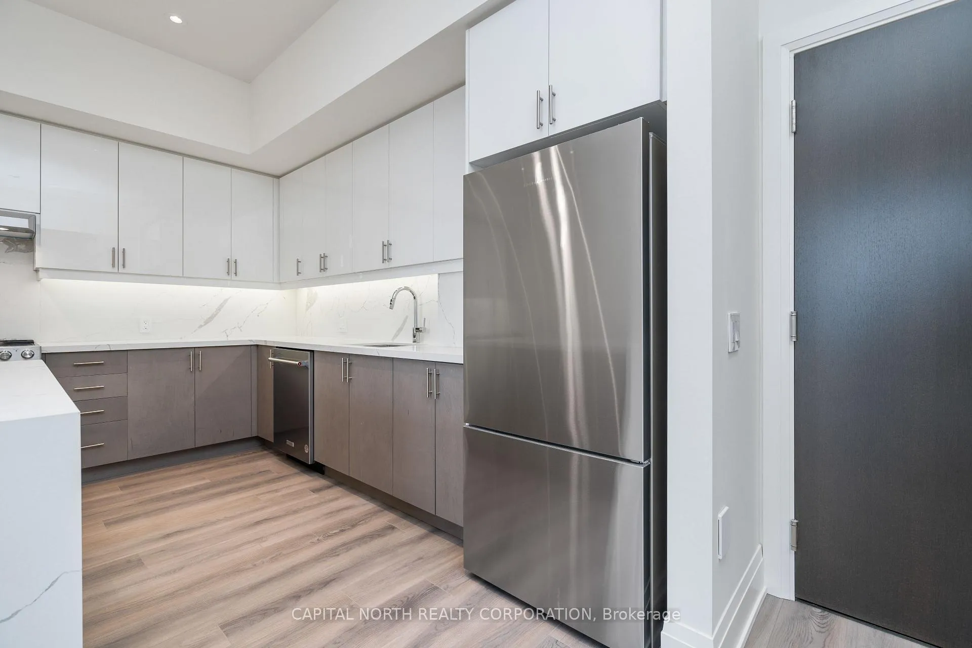 Photo 13 of Unit 629, 9000 Jane Street, Vaughan, Concord — HOMEH