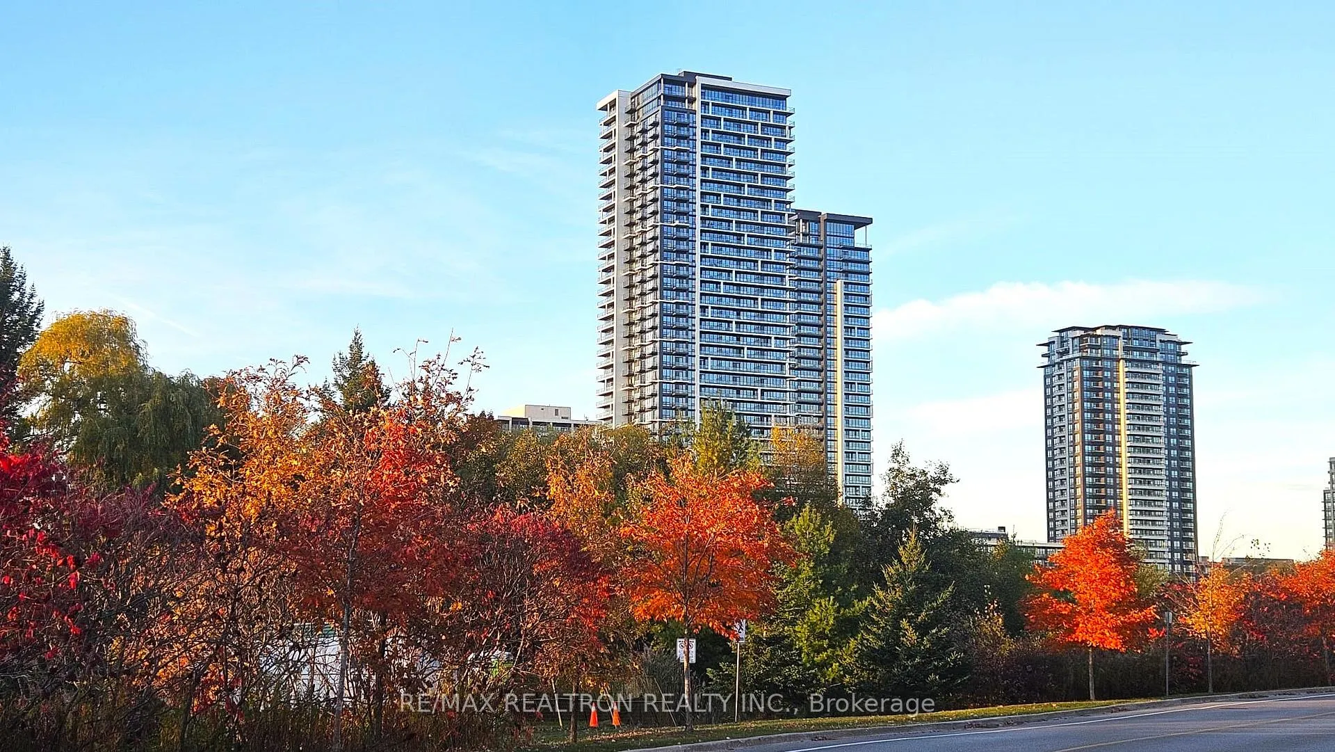 Photo 14 of Unit 2711, 8 Water Walk Drive, Markham, Unionville — HOMEH