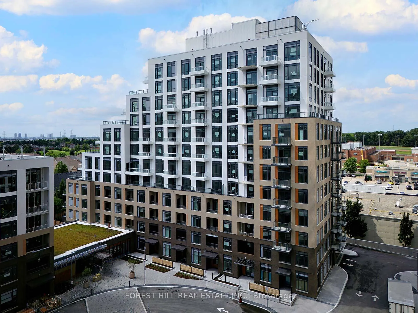 Front of Unit C504, 8 Beverley Glen Boulevard