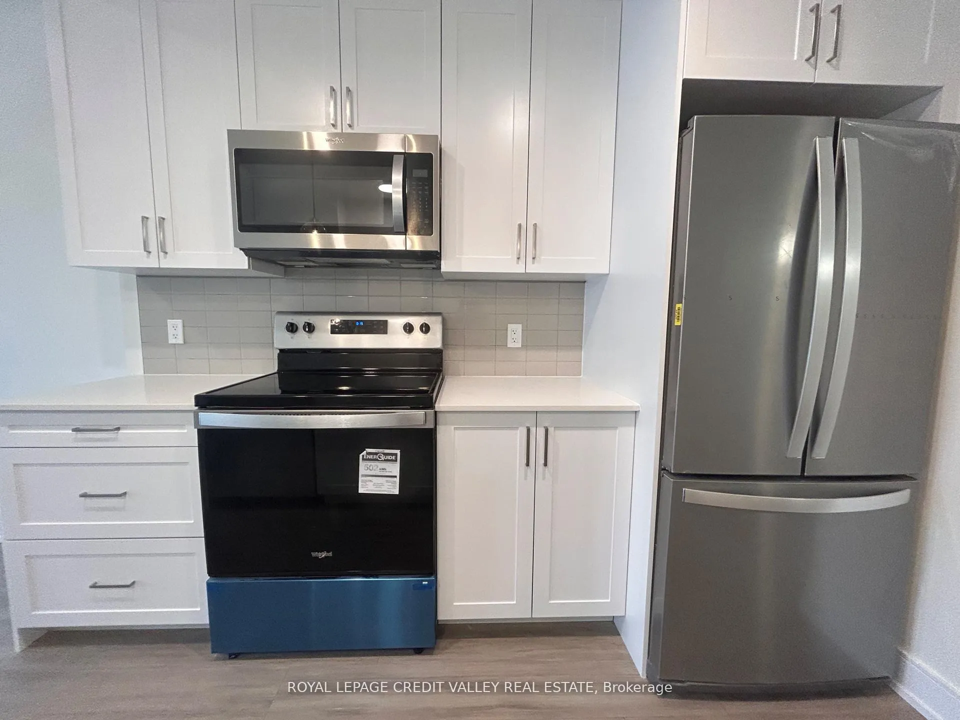 Photo 6 of Unit 201, 121 Mary Street, Clearview, Creemore — HOMEH