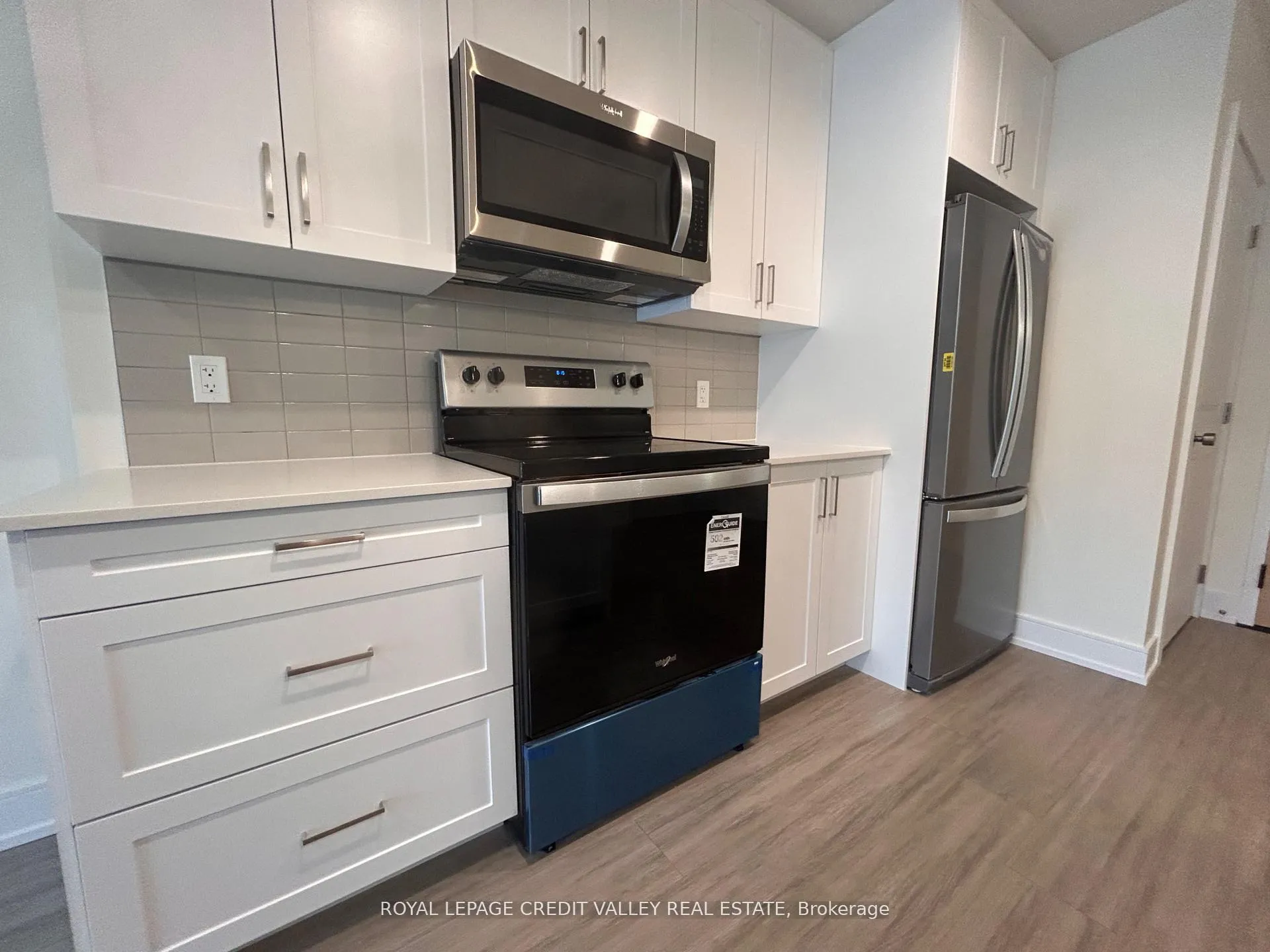 Photo 7 of Unit 201, 121 Mary Street, Clearview, Creemore — HOMEH