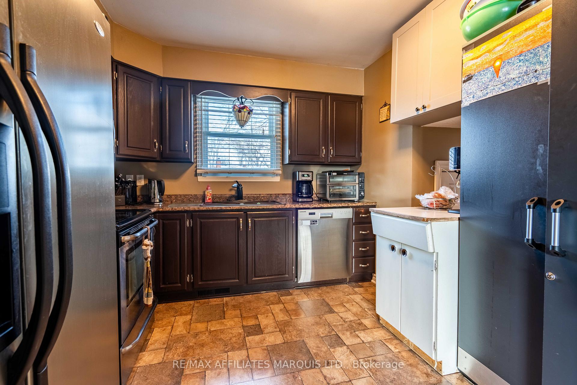 Photo 10 of 584 Kirkwood Street, Cornwall — HOMEH