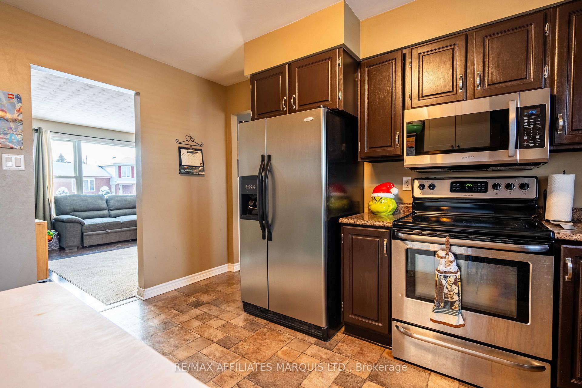Photo 11 of 584 Kirkwood Street, Cornwall — HOMEH