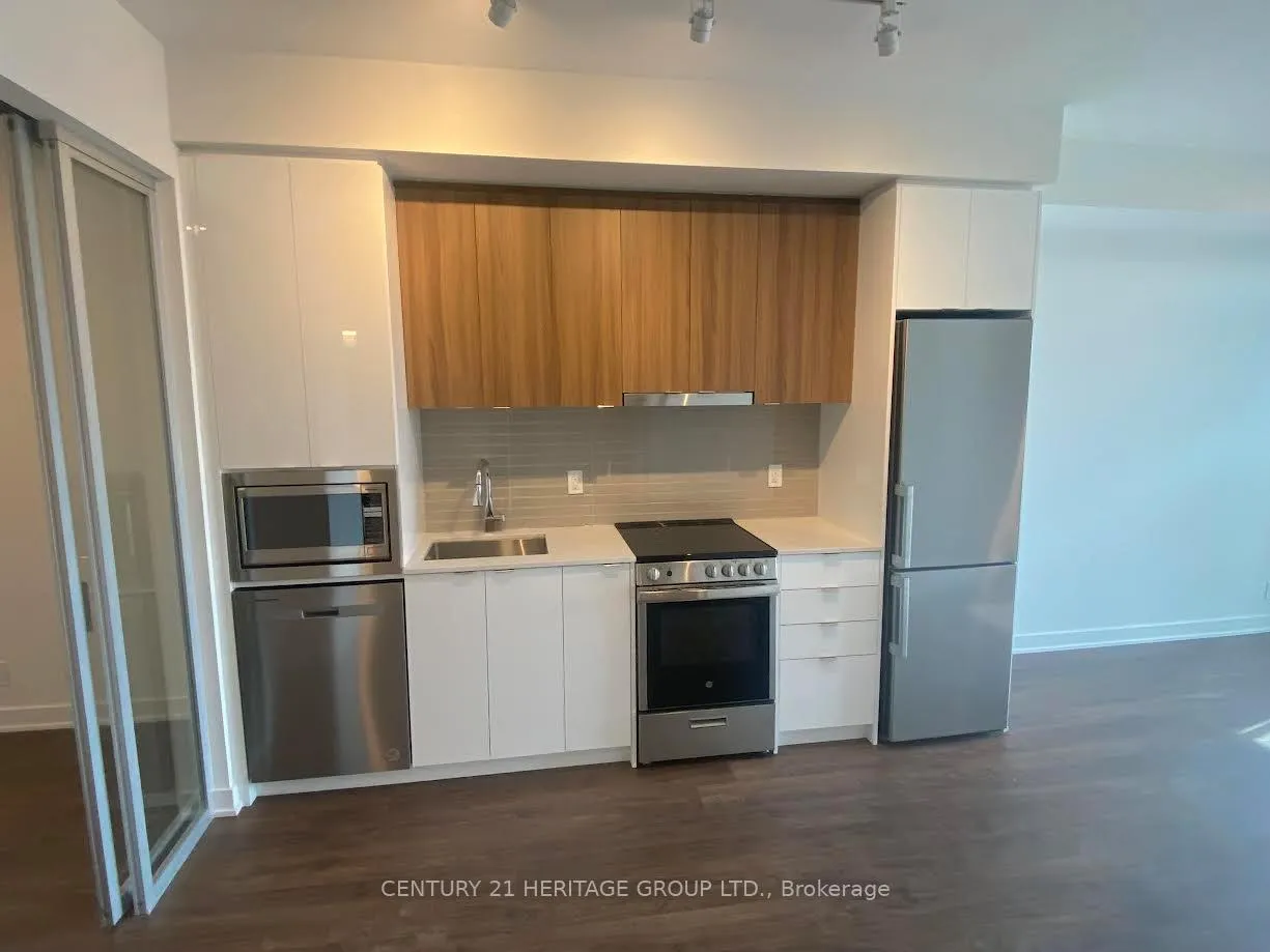 Photo 1 of Unit 615, 30 Upper Mall Way, Vaughan, Brownridge — HOMEH
