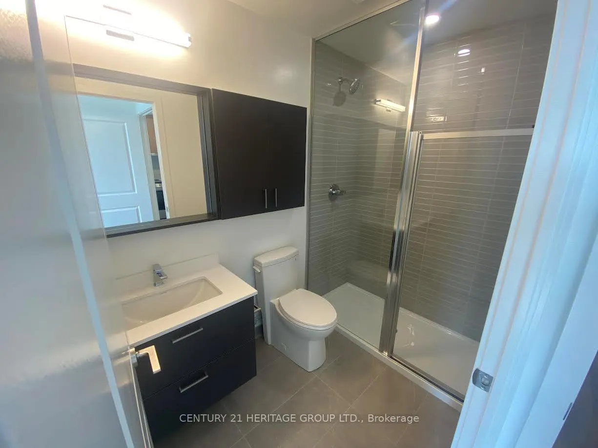Photo 7 of Unit 615, 30 Upper Mall Way, Vaughan, Brownridge — HOMEH