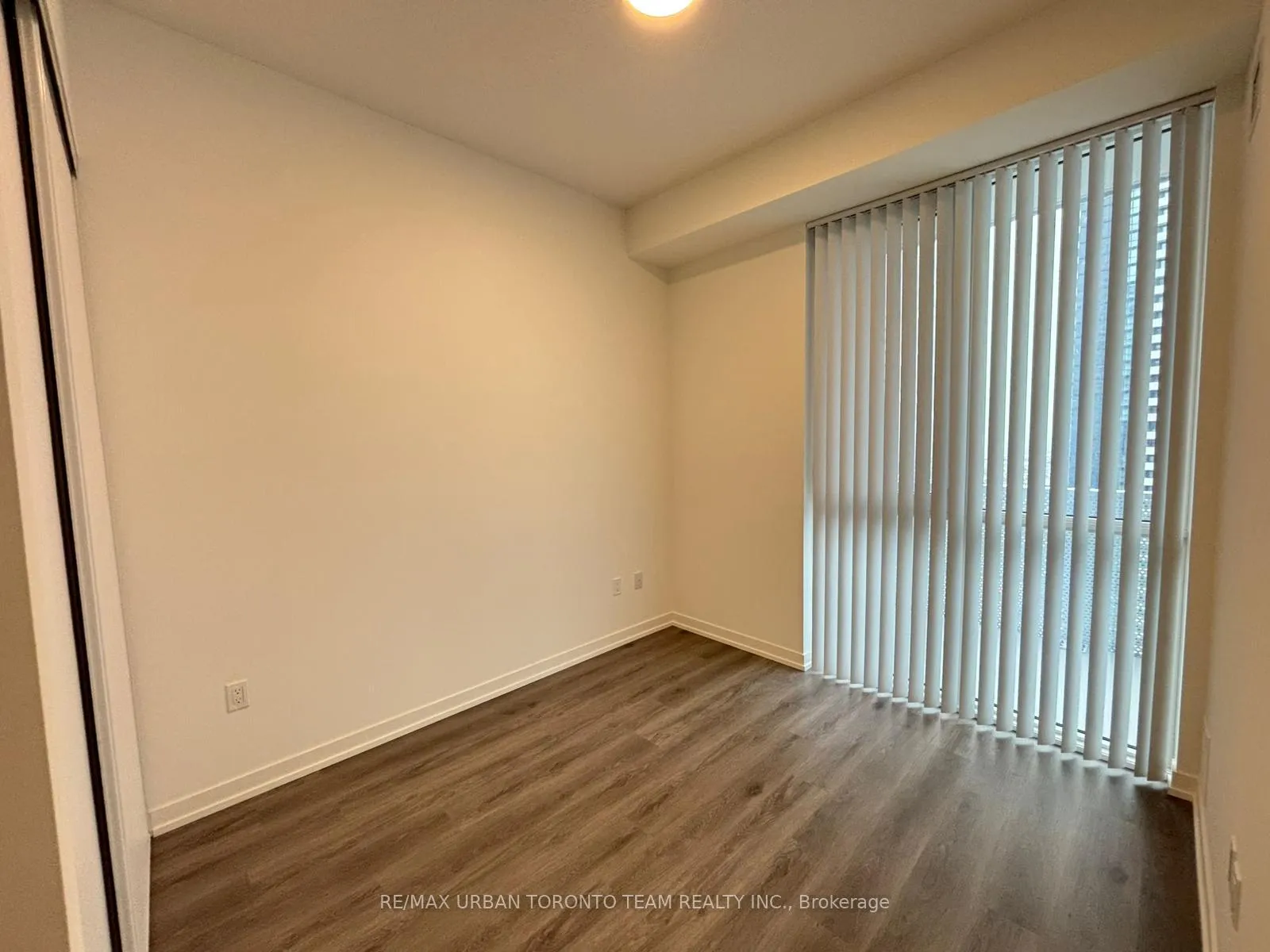Photo 5 of Unit 3115, 28 Interchange Way, Vaughan, Vaughan Corporate Centre — HOMEH