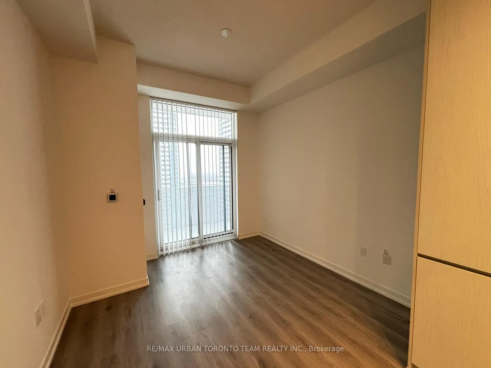Photo 6 of Unit 3115, 28 Interchange Way, Vaughan, Vaughan Corporate Centre — HOMEH
