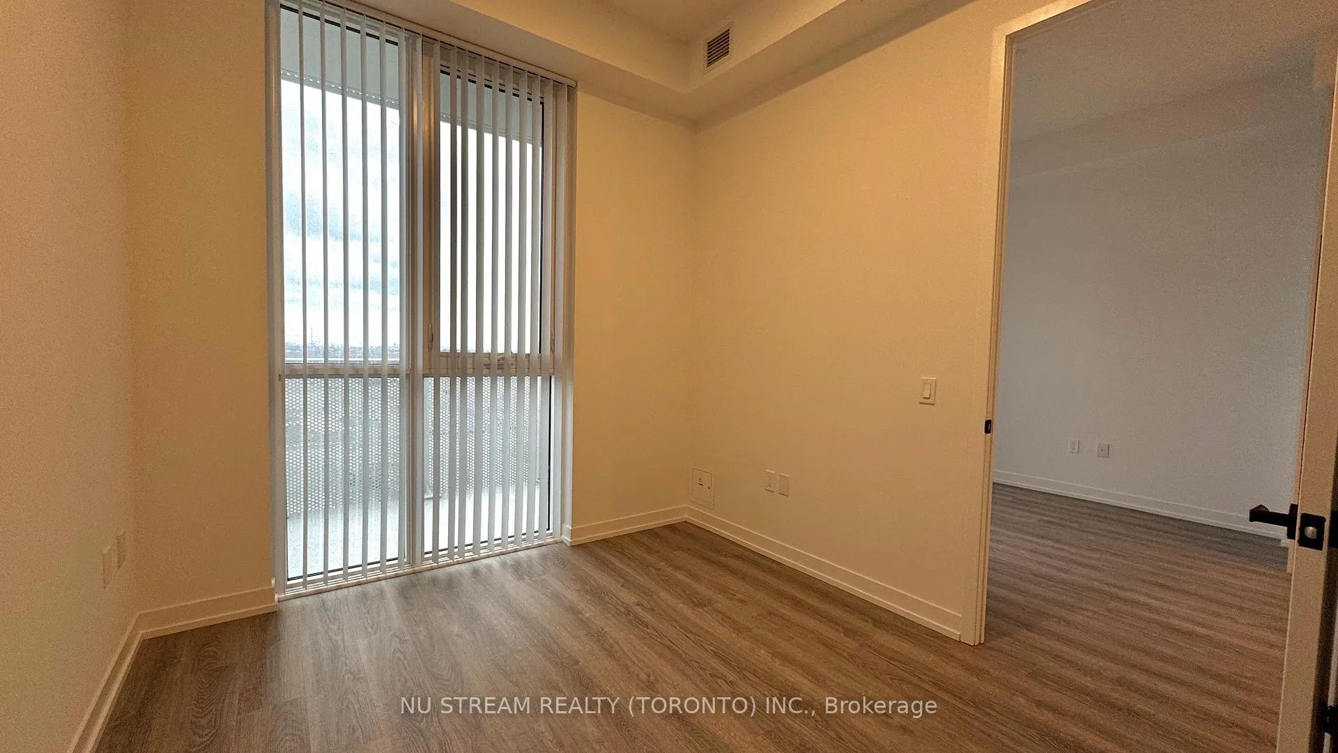 Photo 14 of Unit 805, 195 Commerce Street, Vaughan, Vaughan Corporate Centre — HOMEH