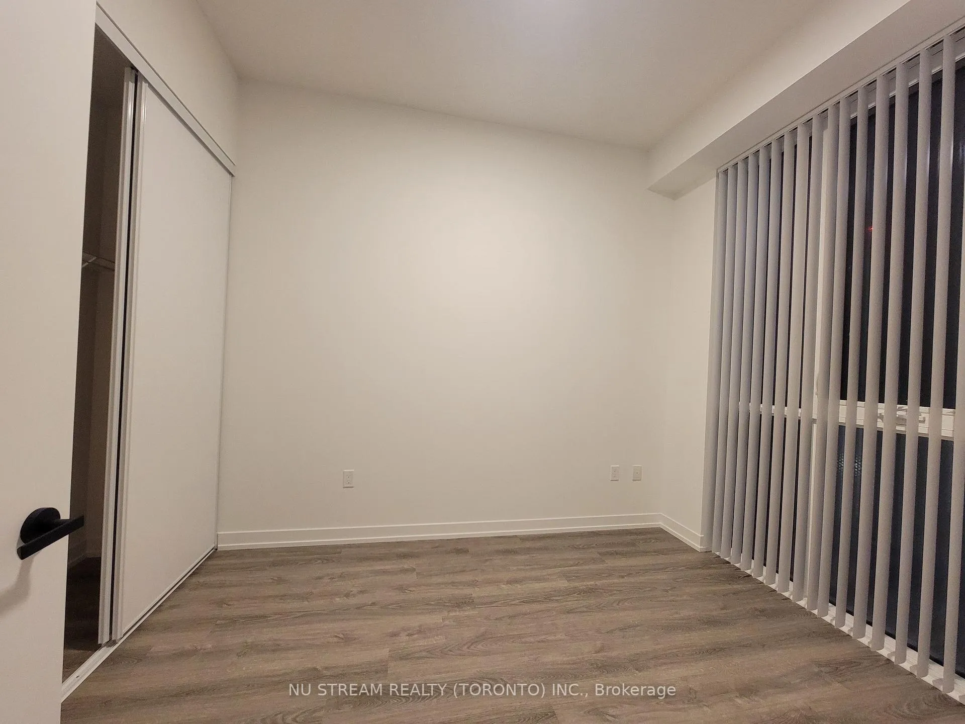 Photo 15 of Unit 805, 195 Commerce Street, Vaughan, Vaughan Corporate Centre — HOMEH